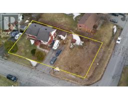 176 OAKRIDGE BOULEVARD, Ottawa, Ontario