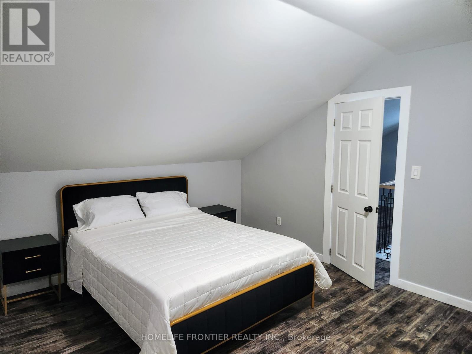 27 Beech Street, Ajax, Ontario  L1S 1W2 - Photo 5 - E12514920