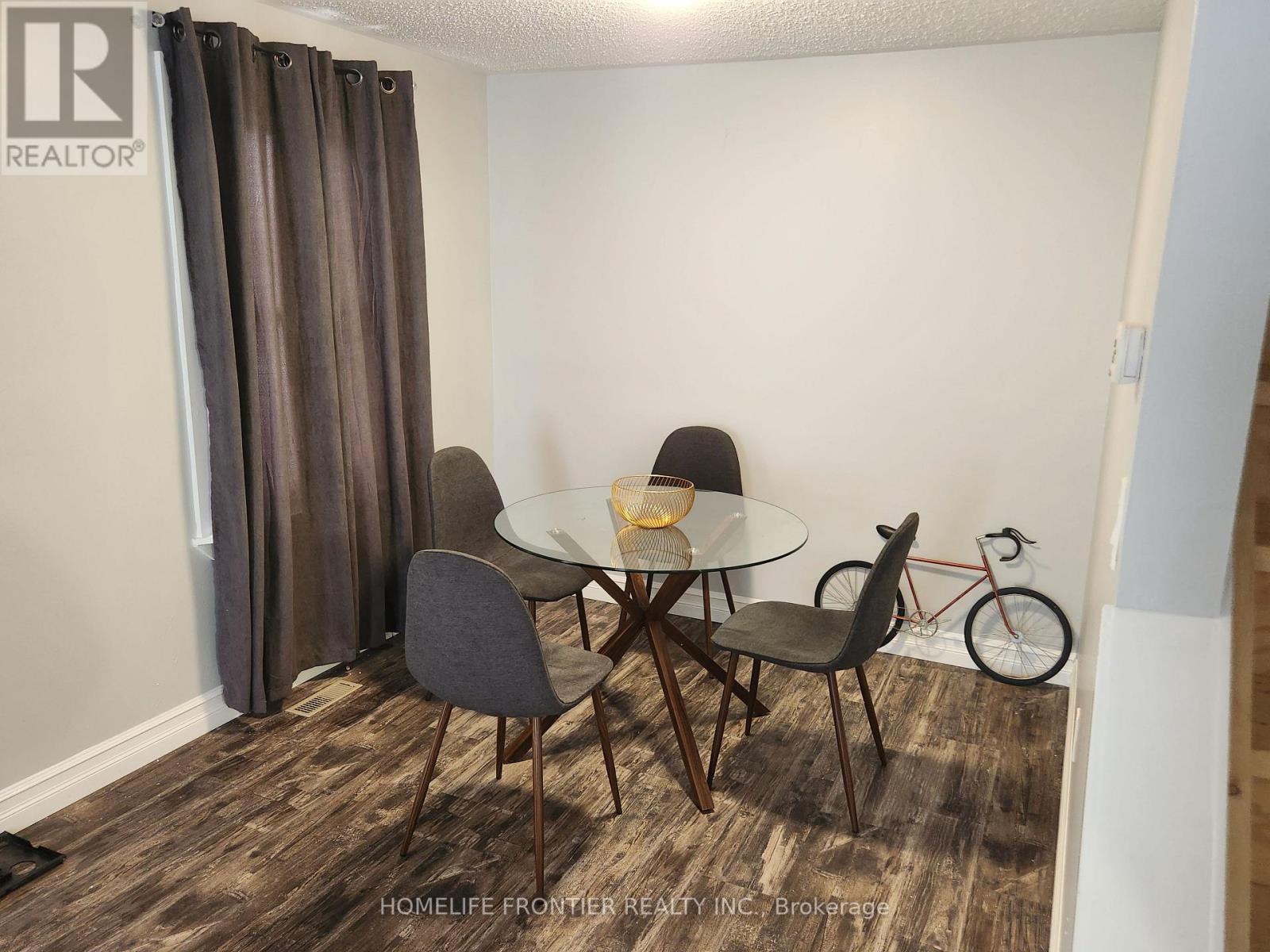 27 Beech Street, Ajax, Ontario  L1S 1W2 - Photo 4 - E12514920