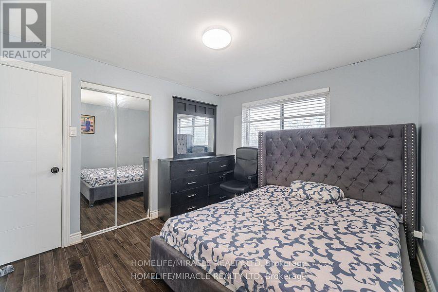 345 Silverstone Drive, Toronto, Ontario  M9V 3J8 - Photo 23 - W12374004