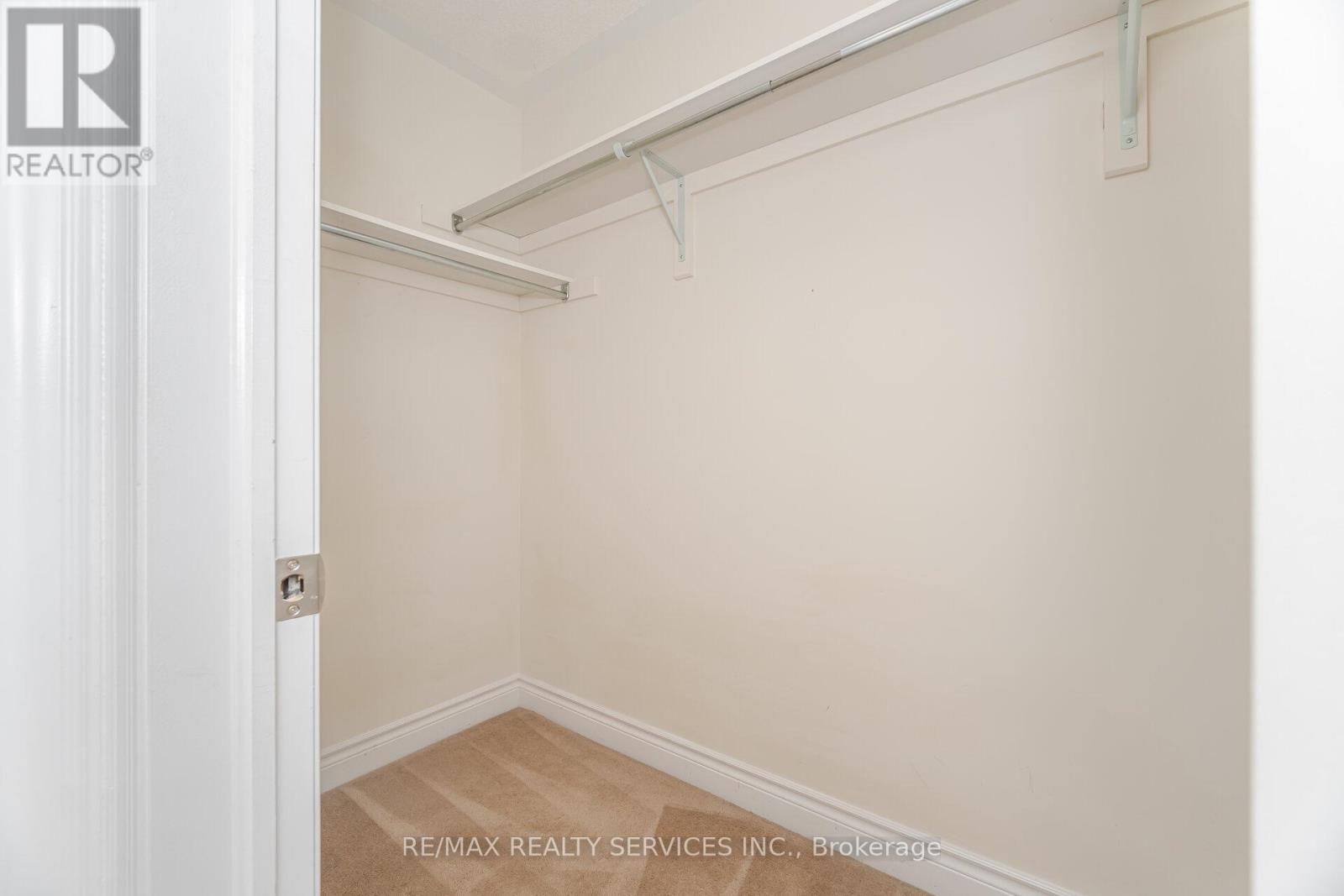 6 Beacon Hill Drive, Brampton, Ontario L6X 0V6 - Photo 32 - W12506636