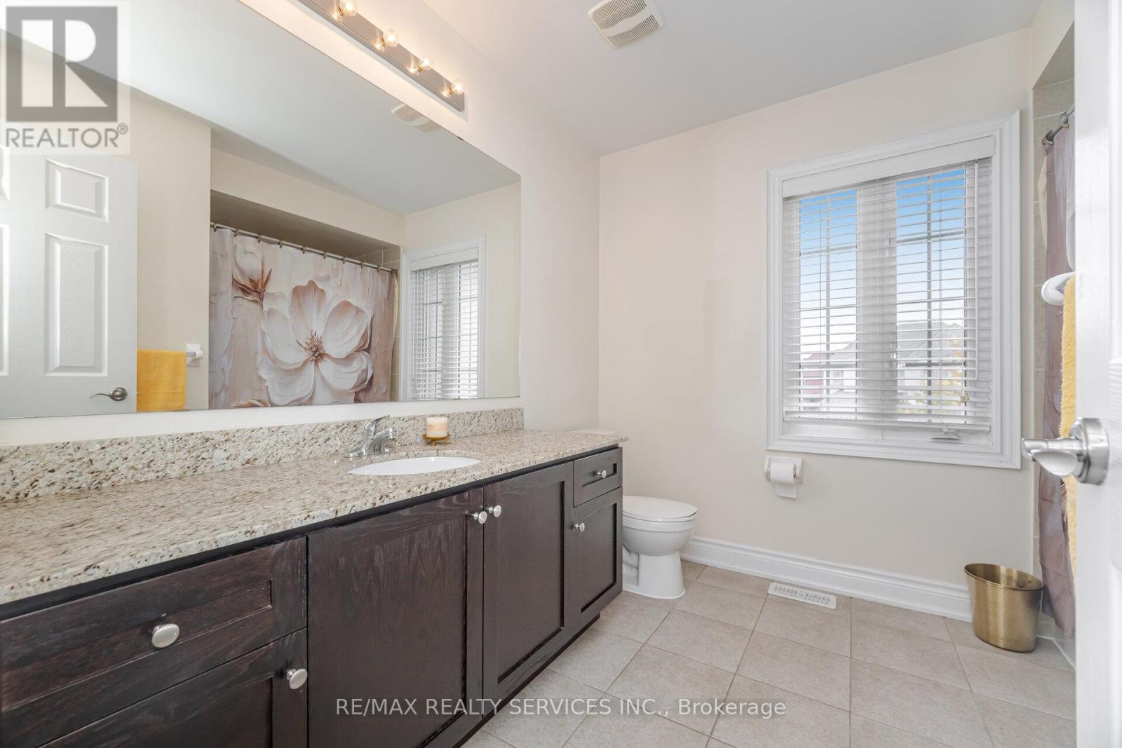 6 Beacon Hill Drive, Brampton, Ontario L6X 0V6 - Photo 44 - W12506636