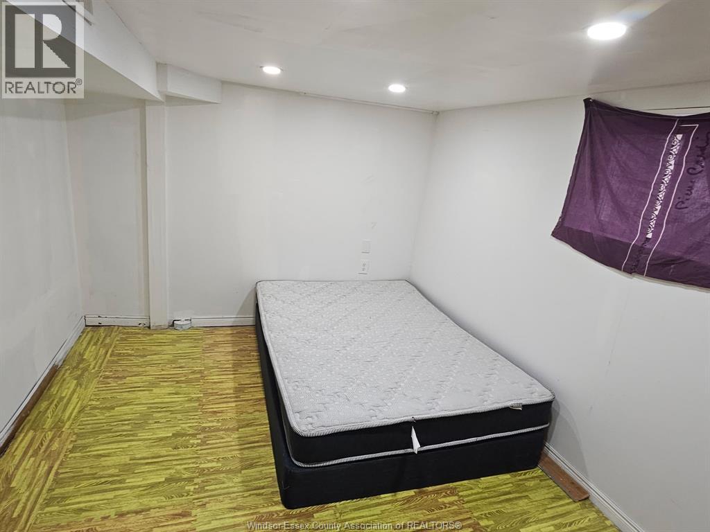 987 Mckay #lower, Windsor, Ontario  N9B 2A4 - Photo 7 - 25028540