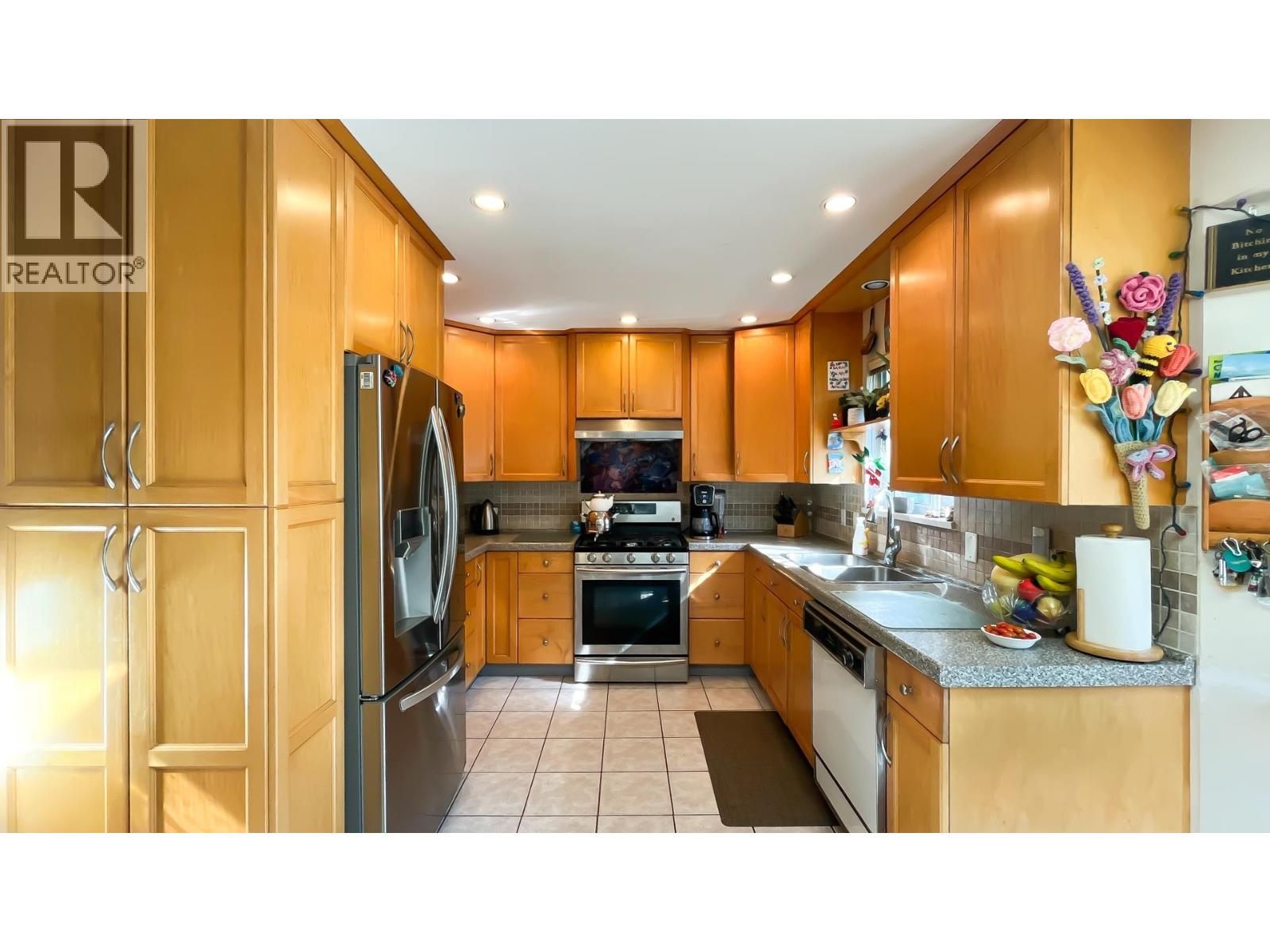 3651 Garibaldi Drive, North Vancouver, British Columbia  V7H 2W2 - Photo 7 - R3051411