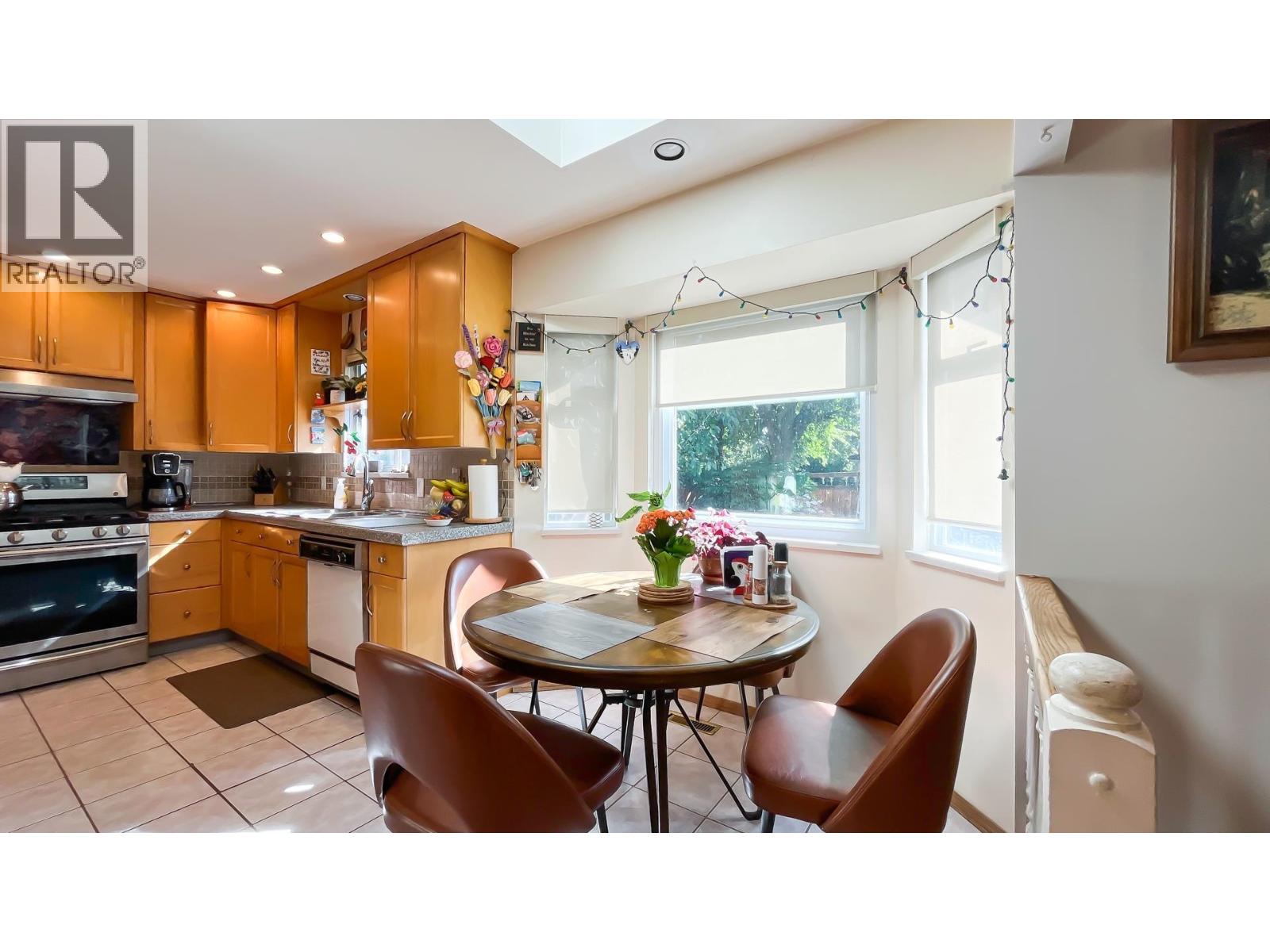 3651 Garibaldi Drive, North Vancouver, British Columbia  V7H 2W2 - Photo 10 - R3051411