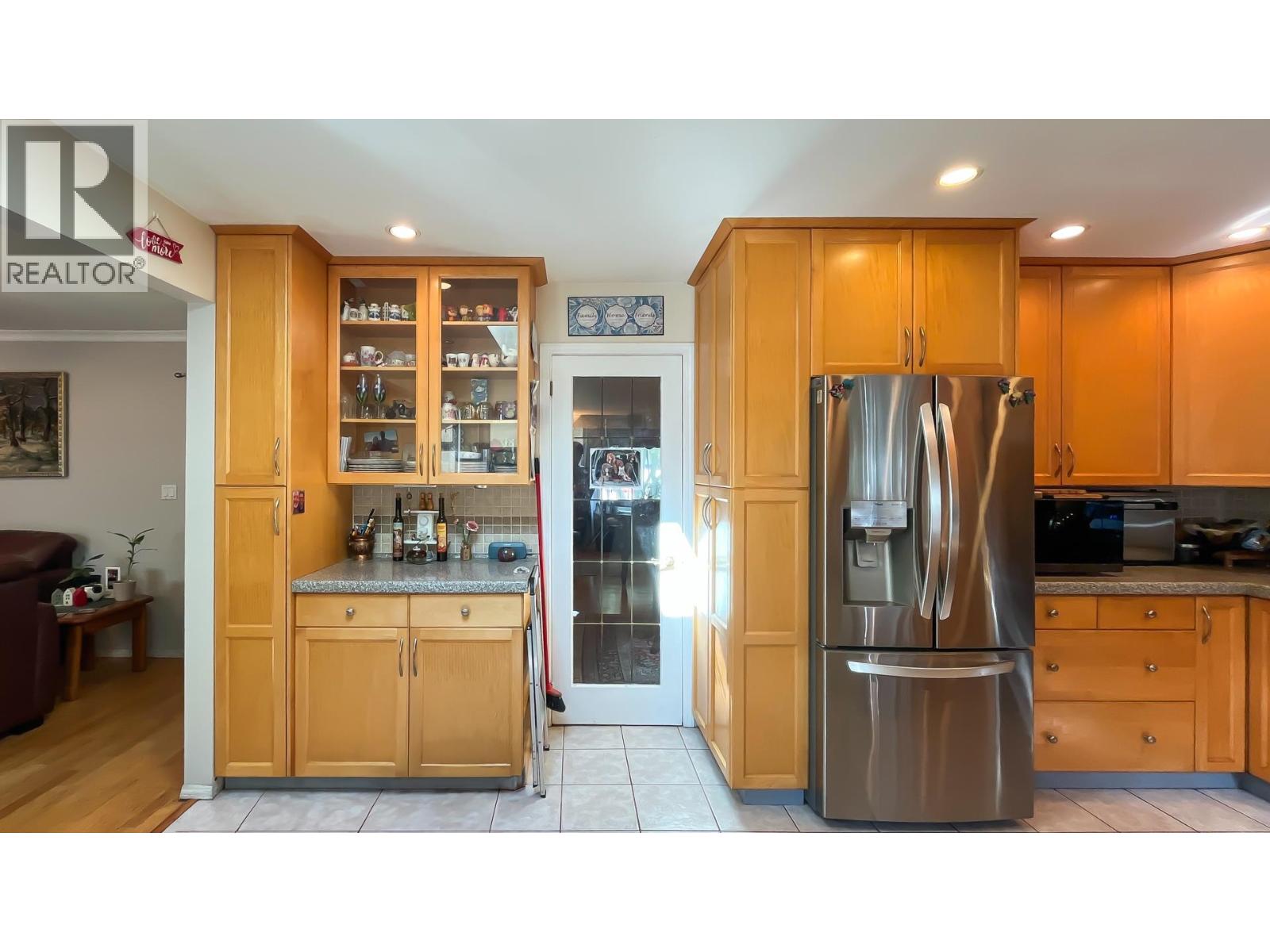 3651 Garibaldi Drive, North Vancouver, British Columbia  V7H 2W2 - Photo 9 - R3051411