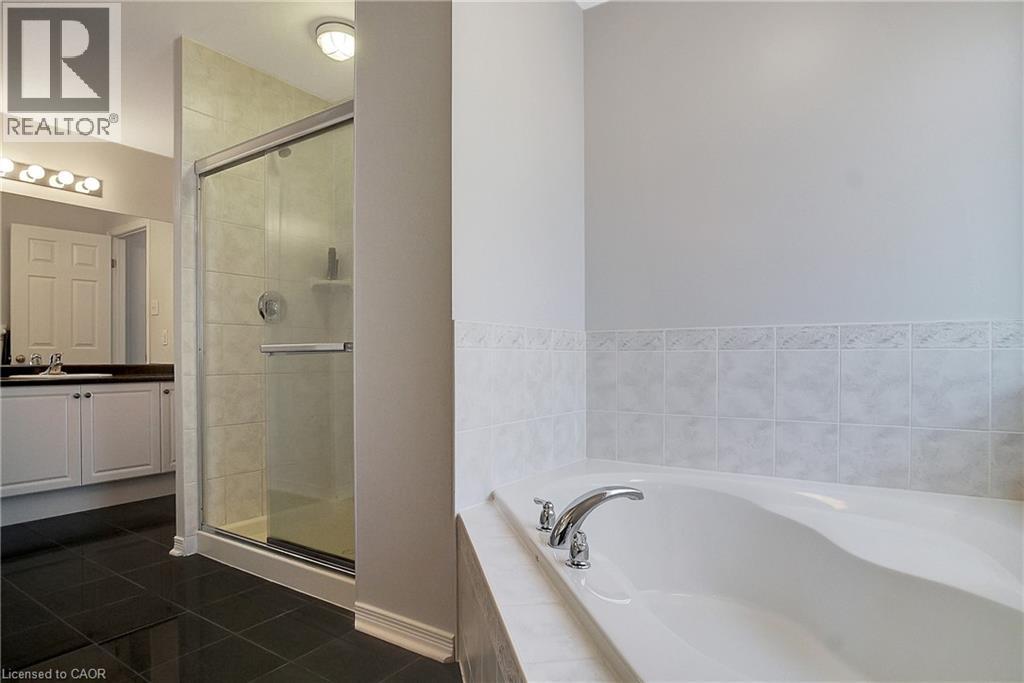 320 Robert Ferrie Drive, Kitchener, Ontario  N2P 2X7 - Photo 25 - 40787433