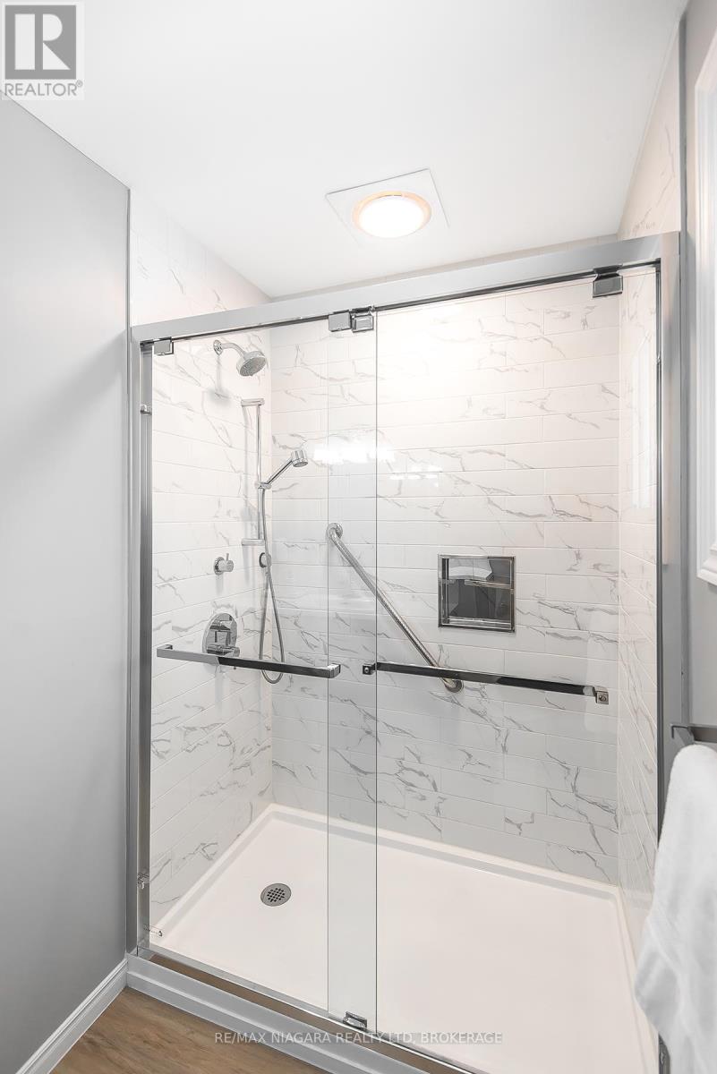 96 Watt Avenue, Welland, Ontario  L3B 1J4 - Photo 21 - X12535060