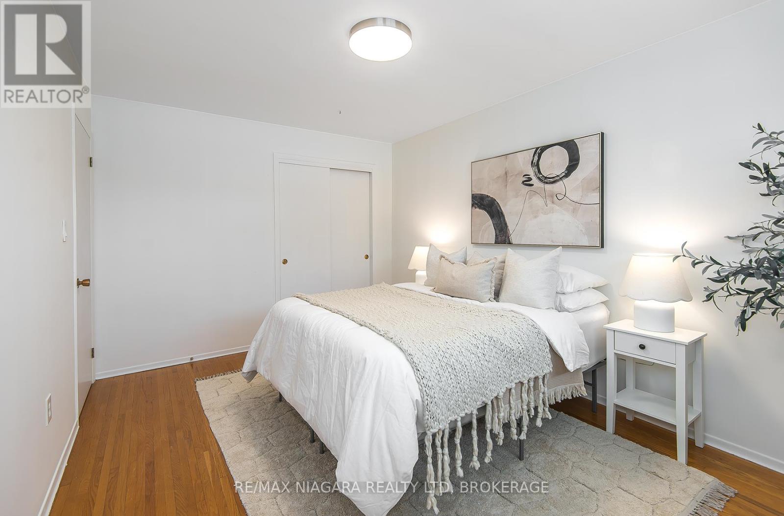 96 Watt Avenue, Welland, Ontario  L3B 1J4 - Photo 26 - X12535060