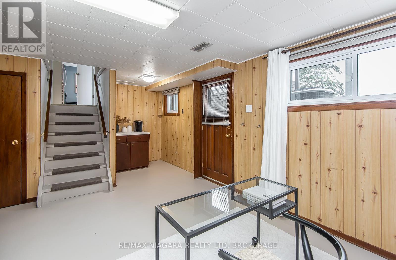 96 Watt Avenue, Welland, Ontario  L3B 1J4 - Photo 32 - X12535060