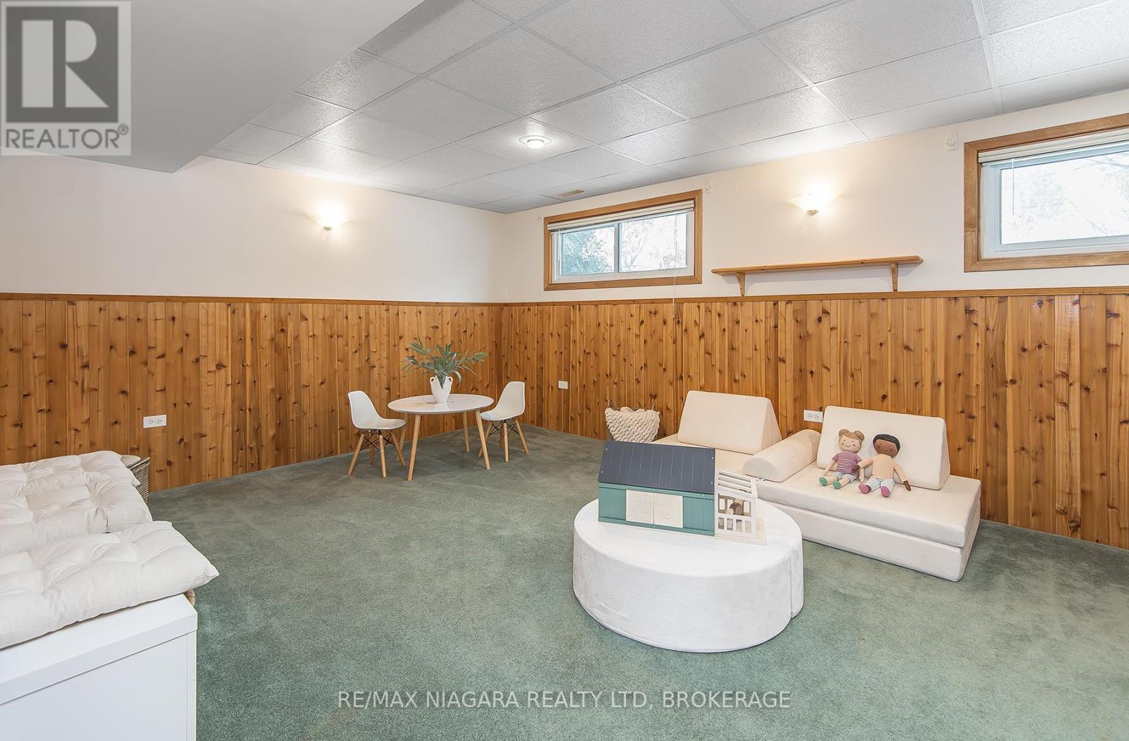 96 Watt Avenue, Welland, Ontario  L3B 1J4 - Photo 33 - X12535060