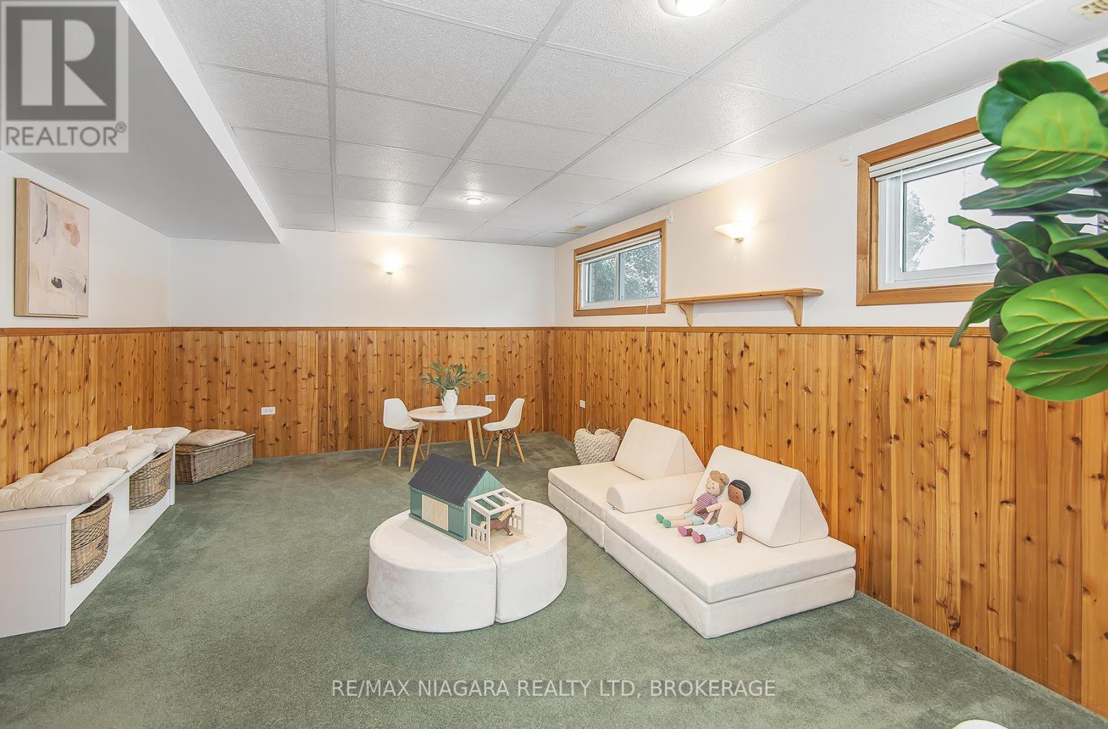 96 Watt Avenue, Welland, Ontario  L3B 1J4 - Photo 36 - X12535060