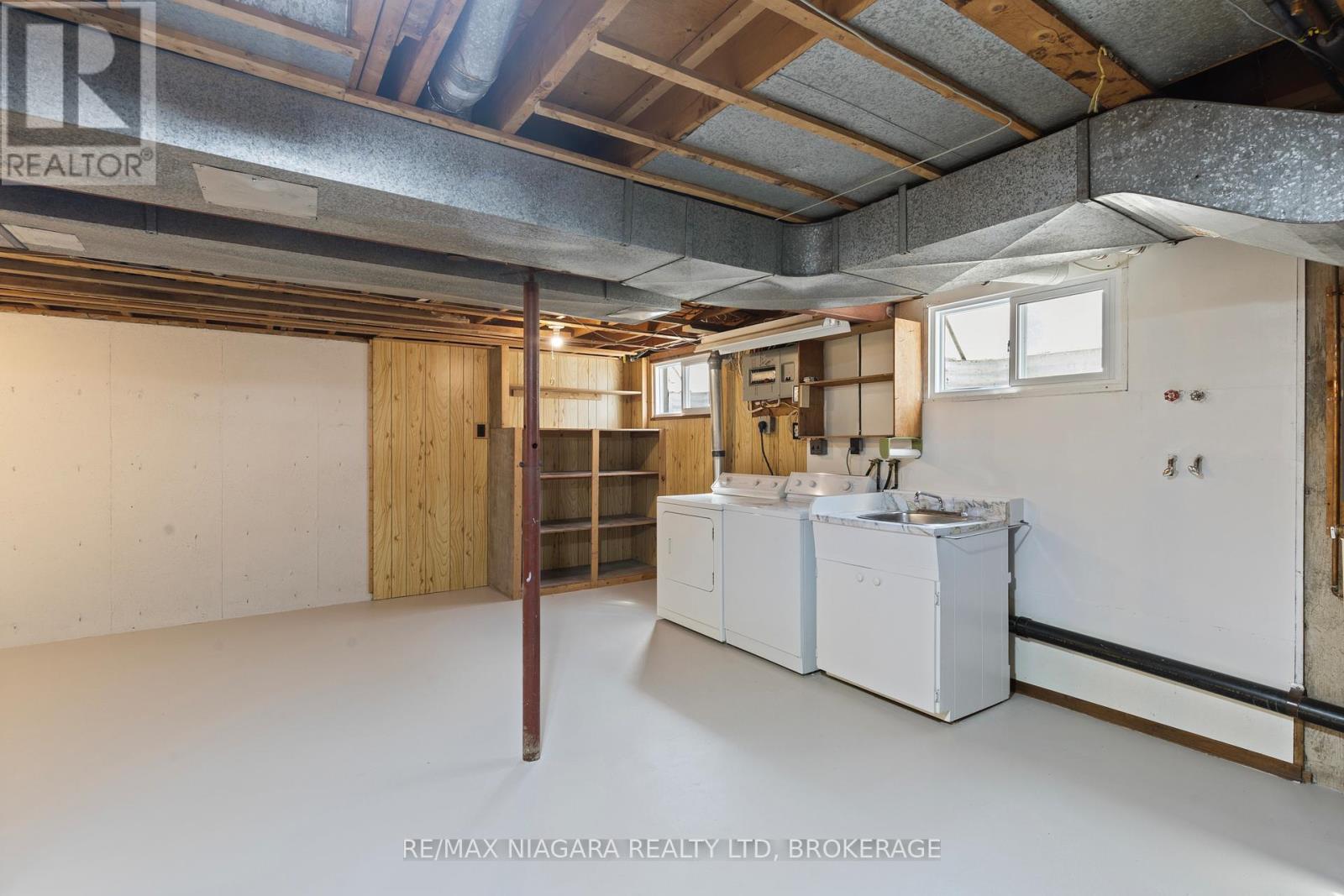 96 Watt Avenue, Welland, Ontario  L3B 1J4 - Photo 37 - X12535060