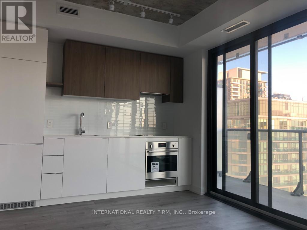 1504 - 161 Roehampton Avenue, Toronto, Ontario  M4P 1P9 - Photo 4 - C12535042