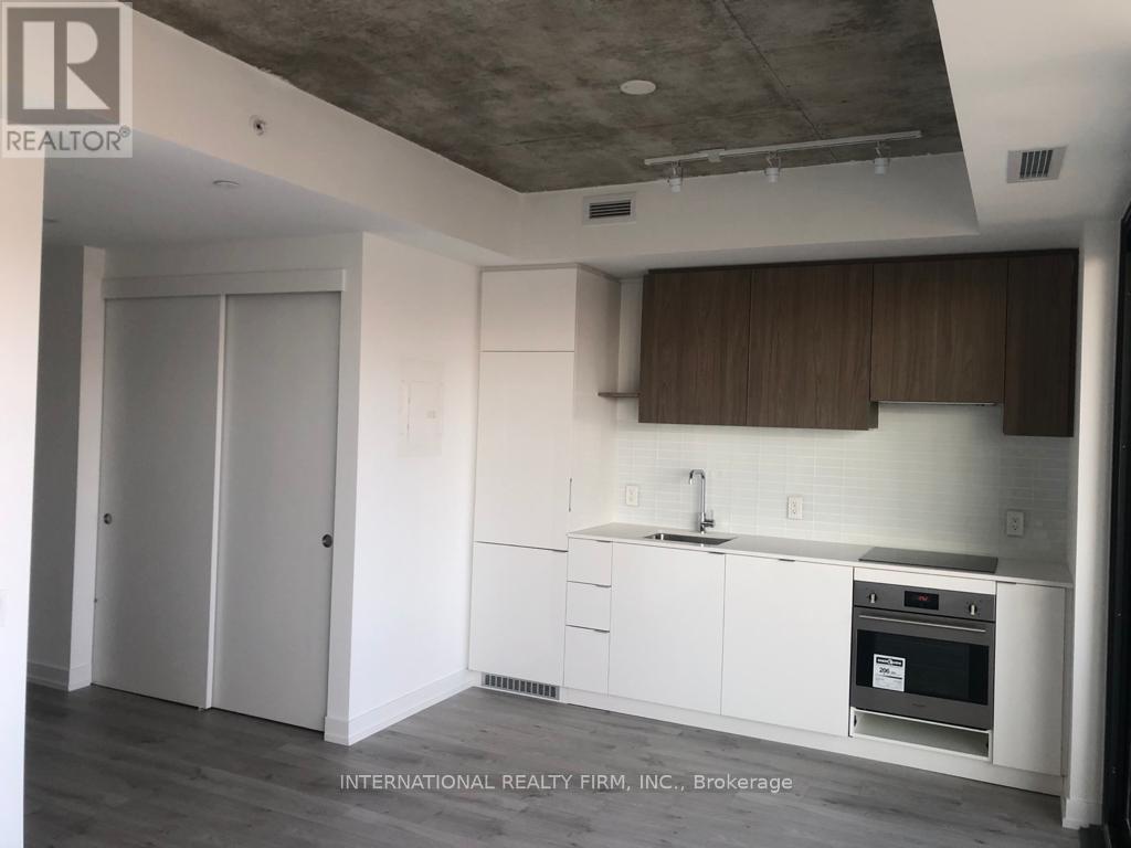 1504 - 161 Roehampton Avenue, Toronto, Ontario  M4P 1P9 - Photo 5 - C12535042