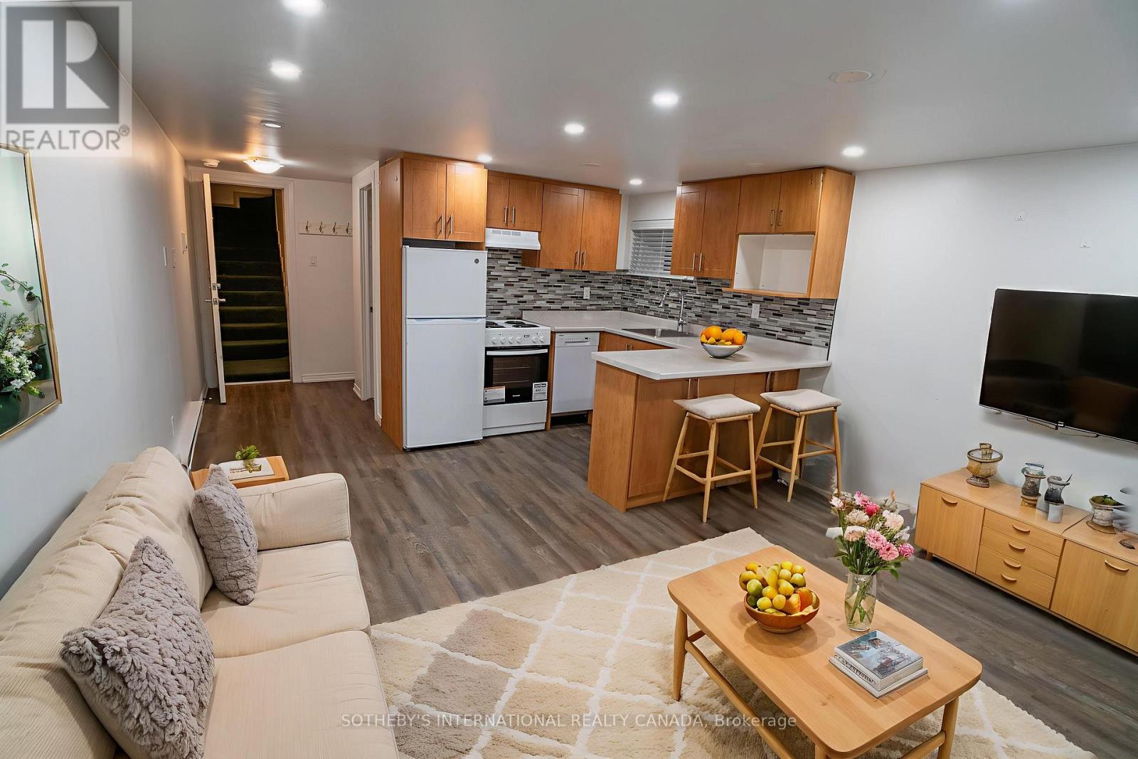 0 - 227 Beverley Street, Toronto, Ontario  M5T 1Z4 - Photo 5 - C12535046