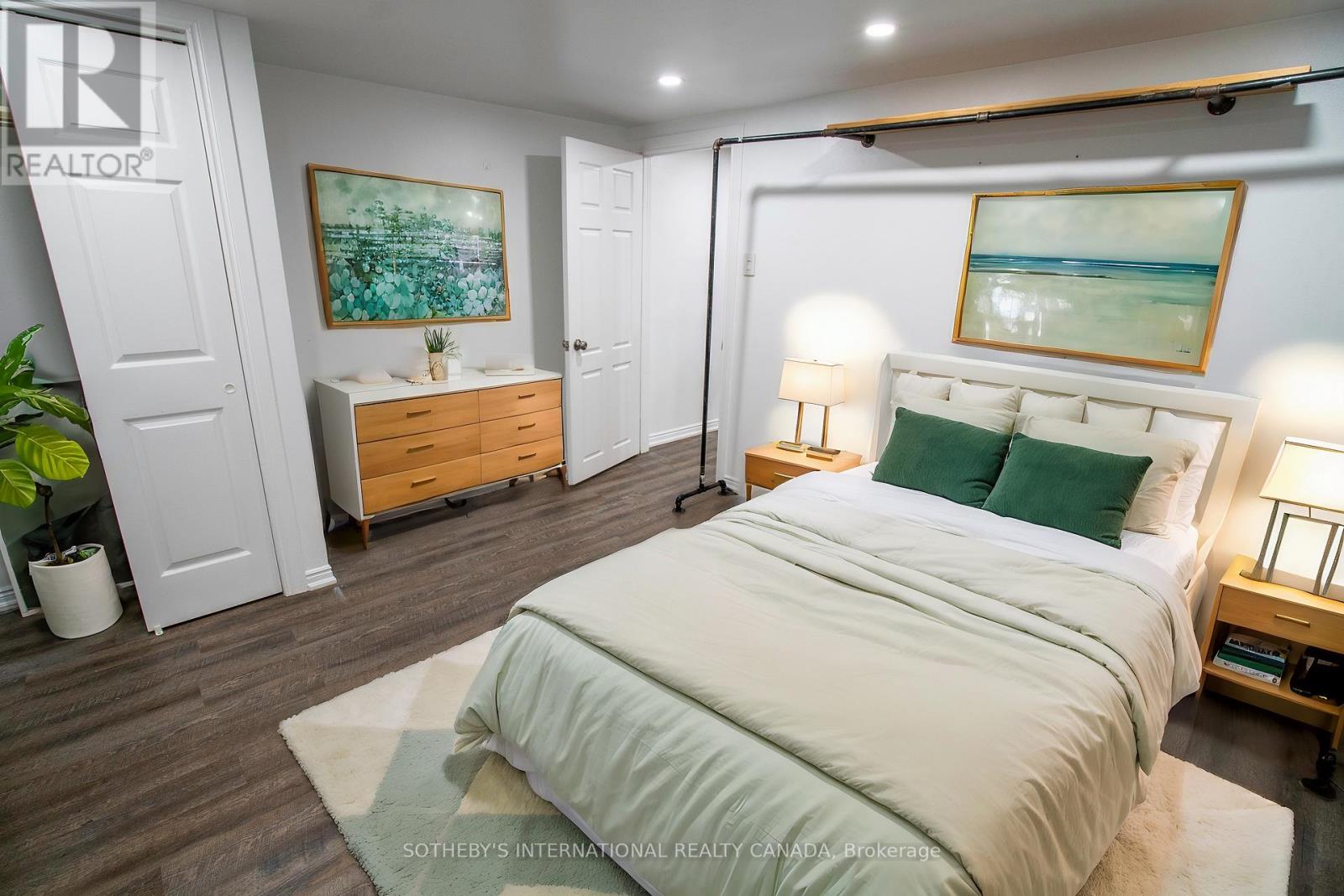 0 - 227 Beverley Street, Toronto, Ontario  M5T 1Z4 - Photo 9 - C12535046