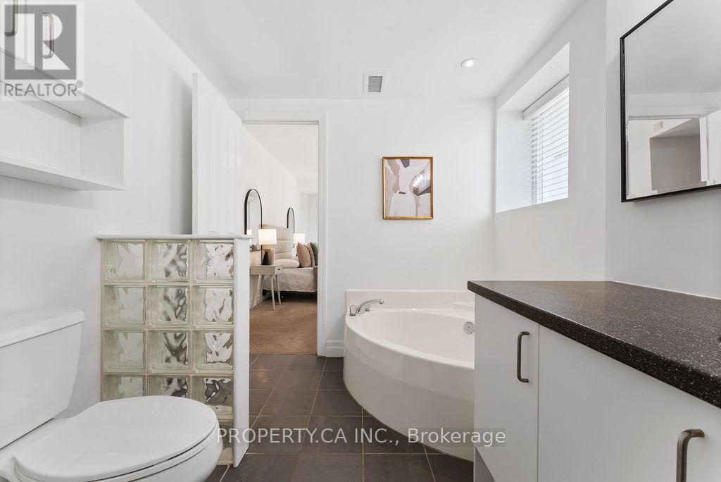 101 - 1801 Bayview Avenue, Toronto, Ontario  M4G 4K2 - Photo 19 - C12535068