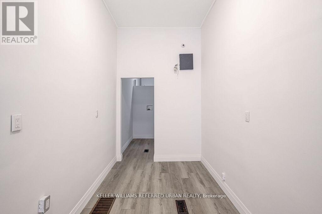 499 Danforth Avenue, Toronto, Ontario  M4K 1P5 - Photo 8 - E12535028