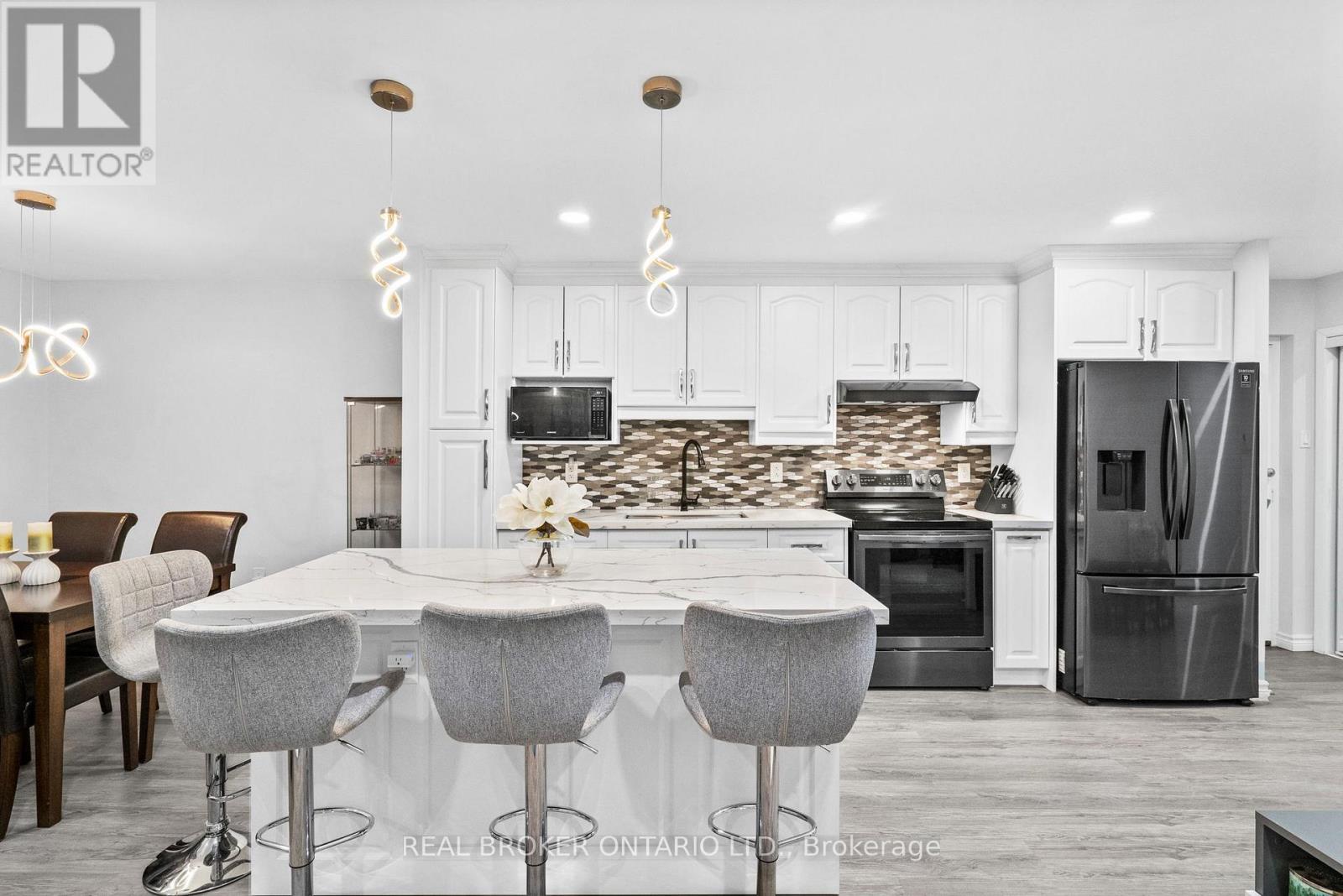 102 - 1200 BRIDLETOWNE CIRCLE, Toronto, Ontario