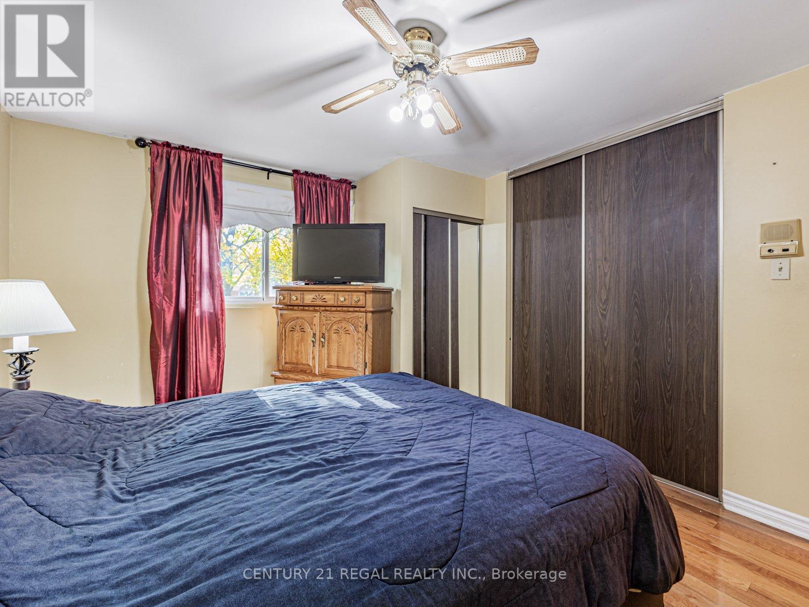 335 Burrows Hall Boulevard, Toronto, Ontario  M1B 1H6 - Photo 18 - E12535048