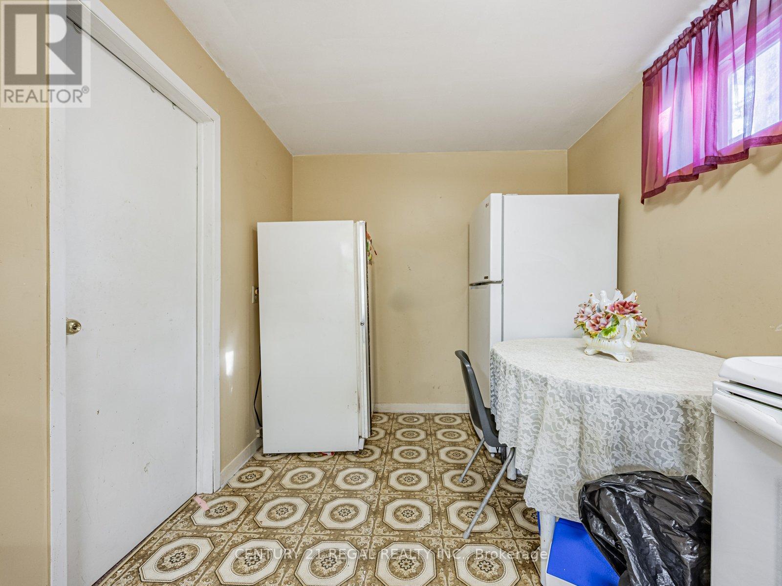 335 Burrows Hall Boulevard, Toronto, Ontario  M1B 1H6 - Photo 25 - E12535048