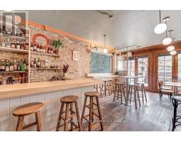 1118 QUEEN STREET E, Toronto, Ontario