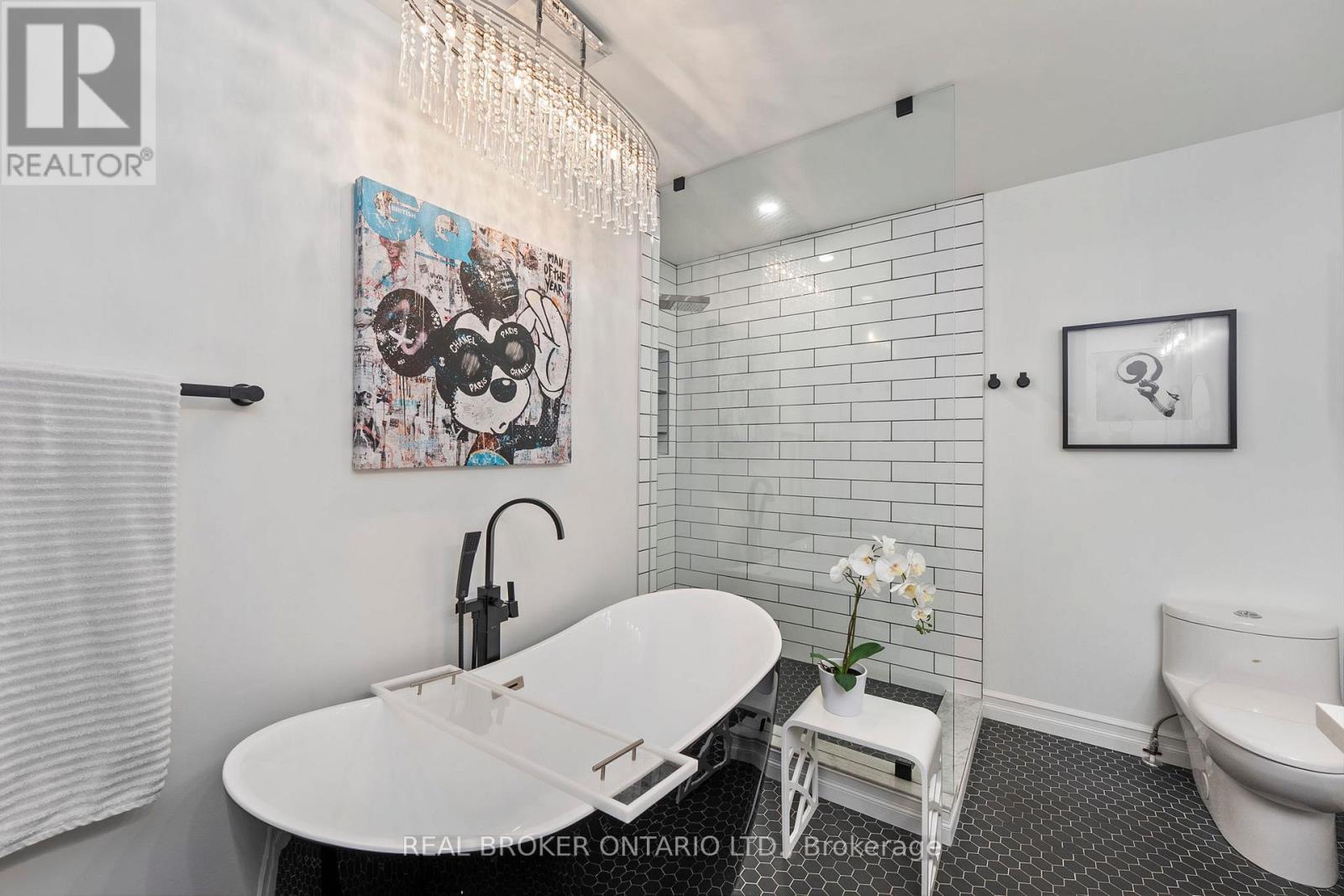 170 St Joan Of Arc Avenue, Vaughan, Ontario  L6A 3B8 - Photo 22 - N12535008