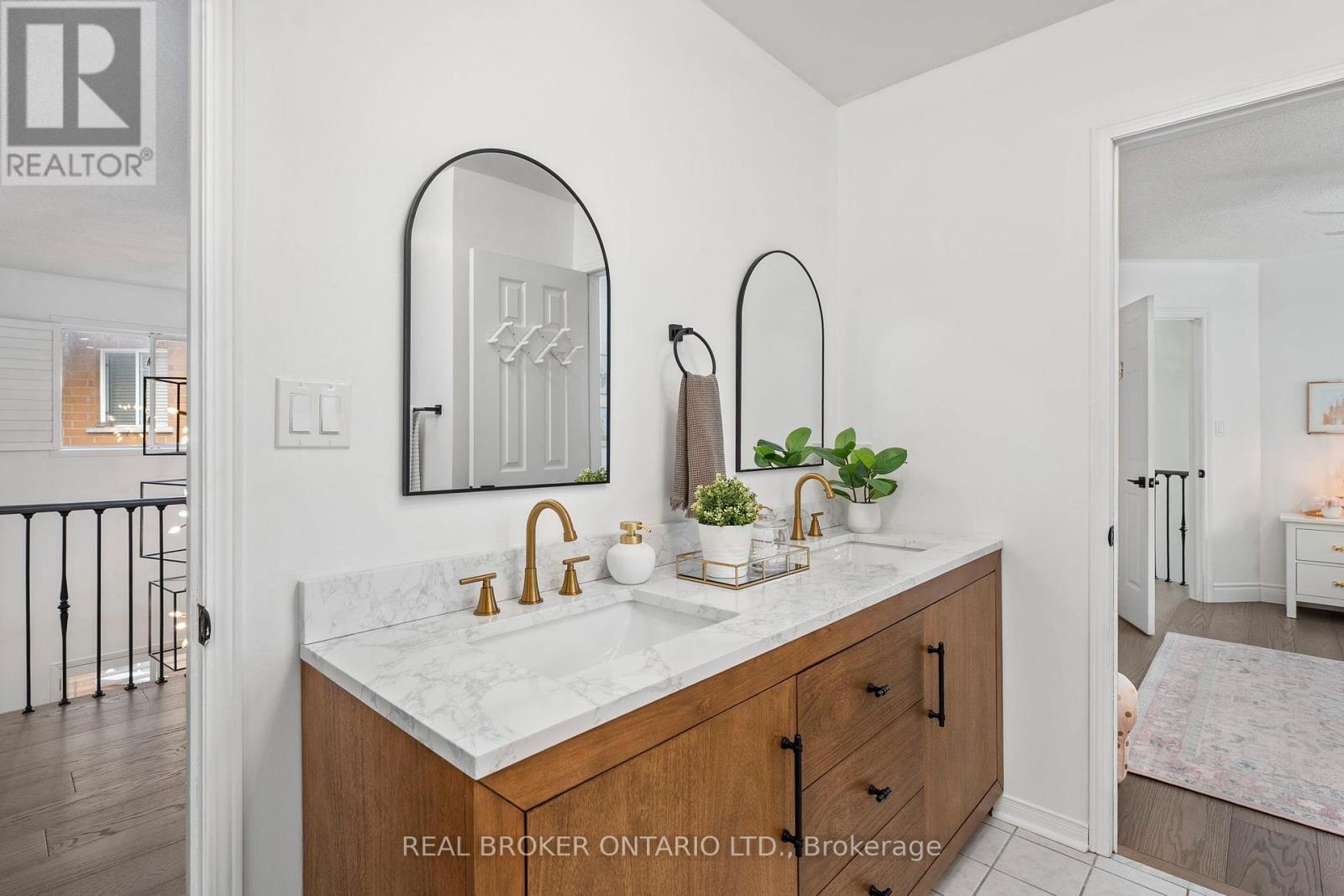 170 St Joan Of Arc Avenue, Vaughan, Ontario  L6A 3B8 - Photo 25 - N12535008