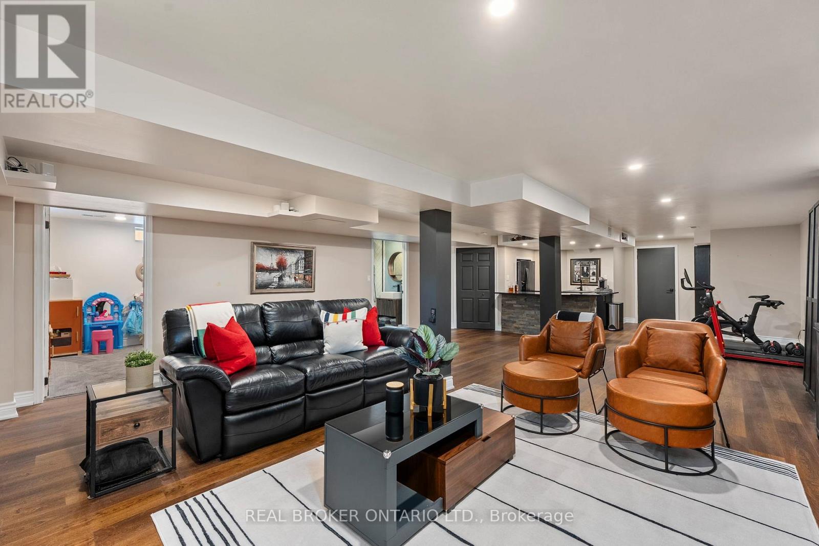 170 St Joan Of Arc Avenue, Vaughan, Ontario  L6A 3B8 - Photo 33 - N12535008