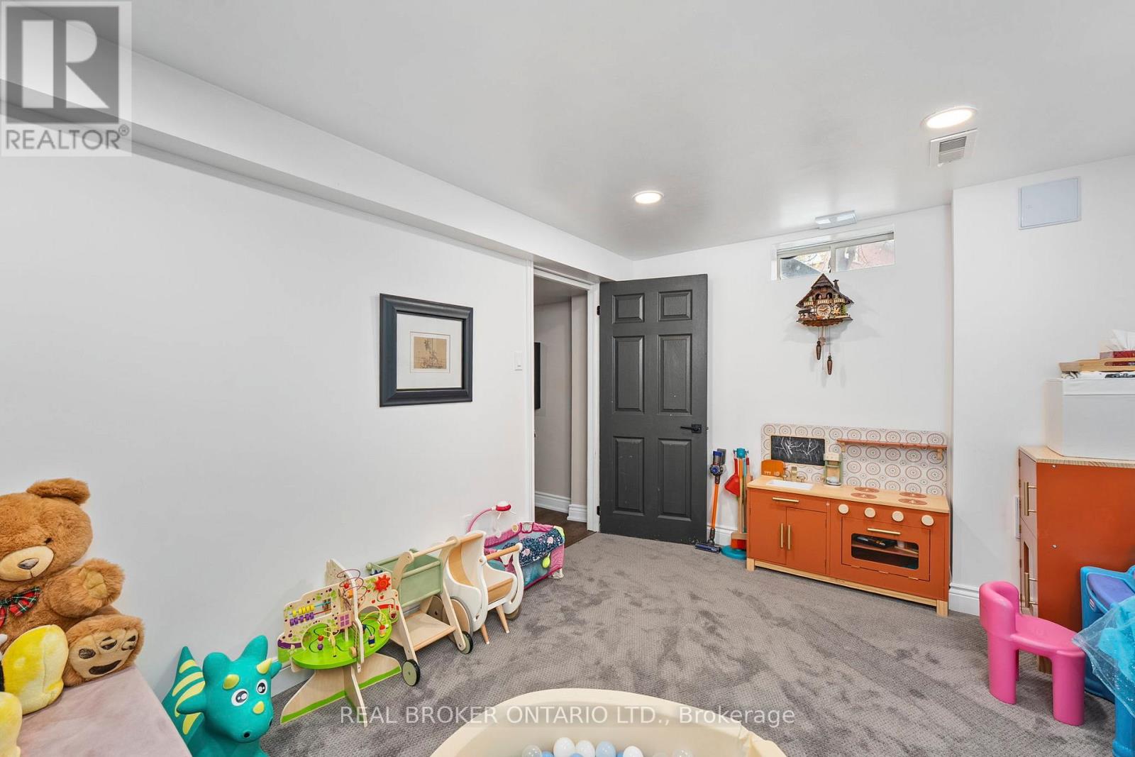 170 St Joan Of Arc Avenue, Vaughan, Ontario  L6A 3B8 - Photo 36 - N12535008