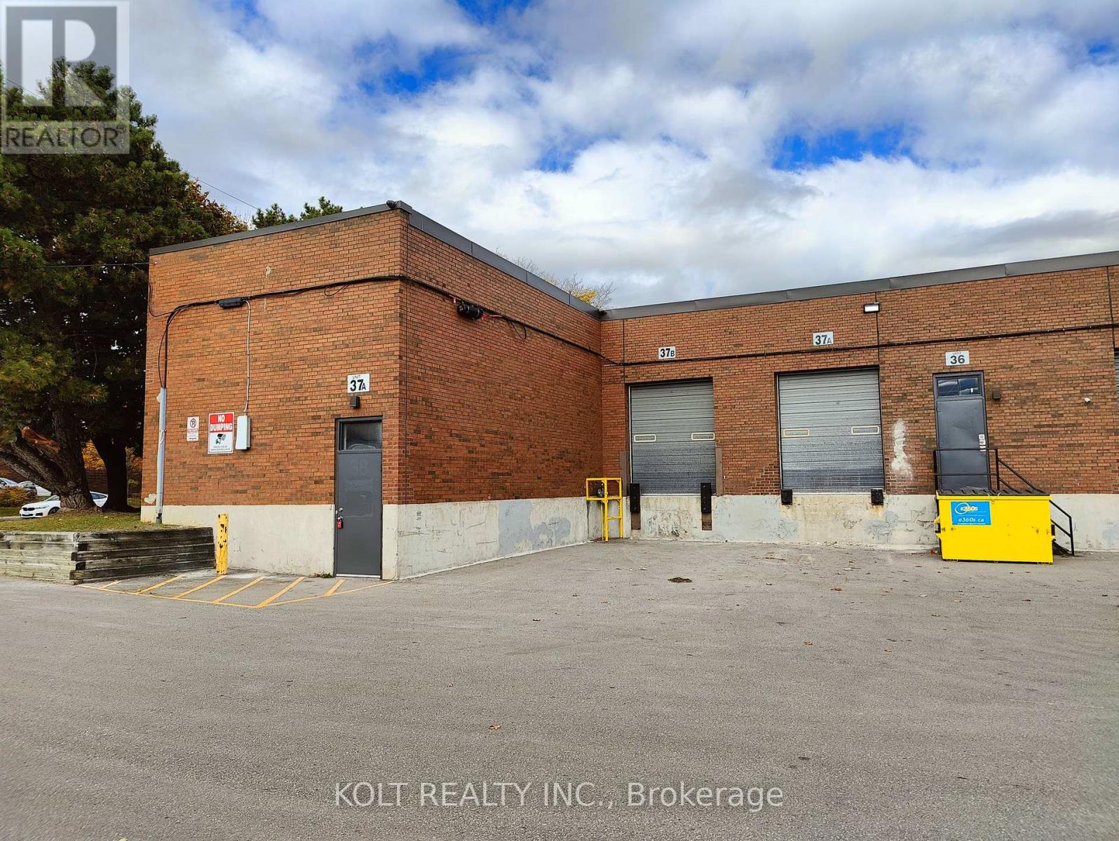 37 - 330 Esna Park Drive, Markham, Ontario  L3R 1H3 - Photo 14 - N12535058