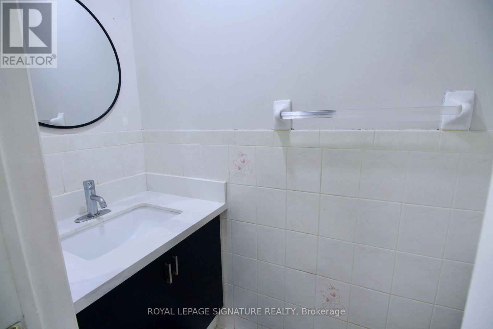 5125 Salishan Circle, Mississauga, Ontario  L5R 3E8 - Photo 24 - W12531104