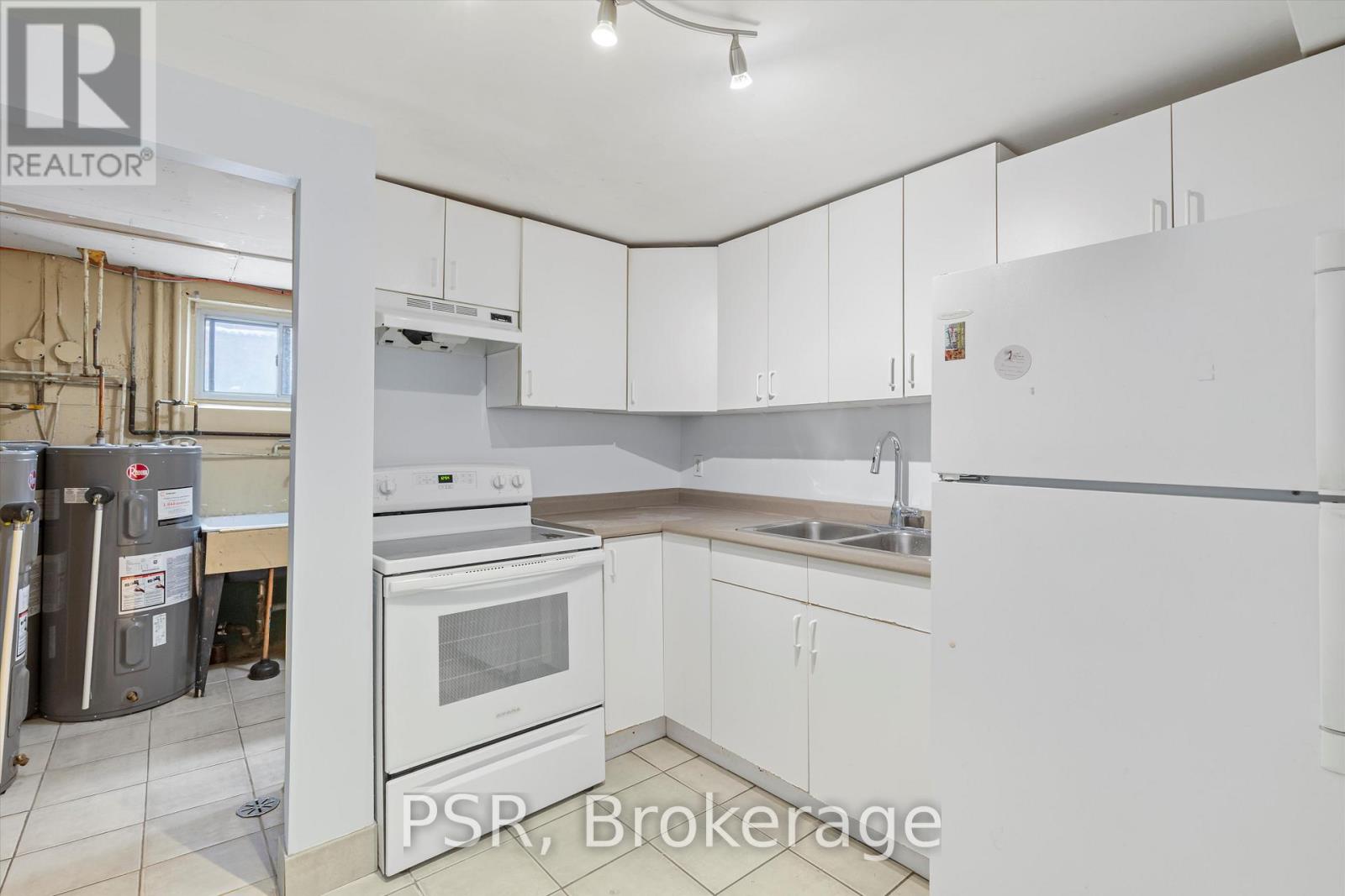 Lower - 35 Twenty Fourth Street, Toronto, Ontario  M8V 3N3 - Photo 10 - W12535006