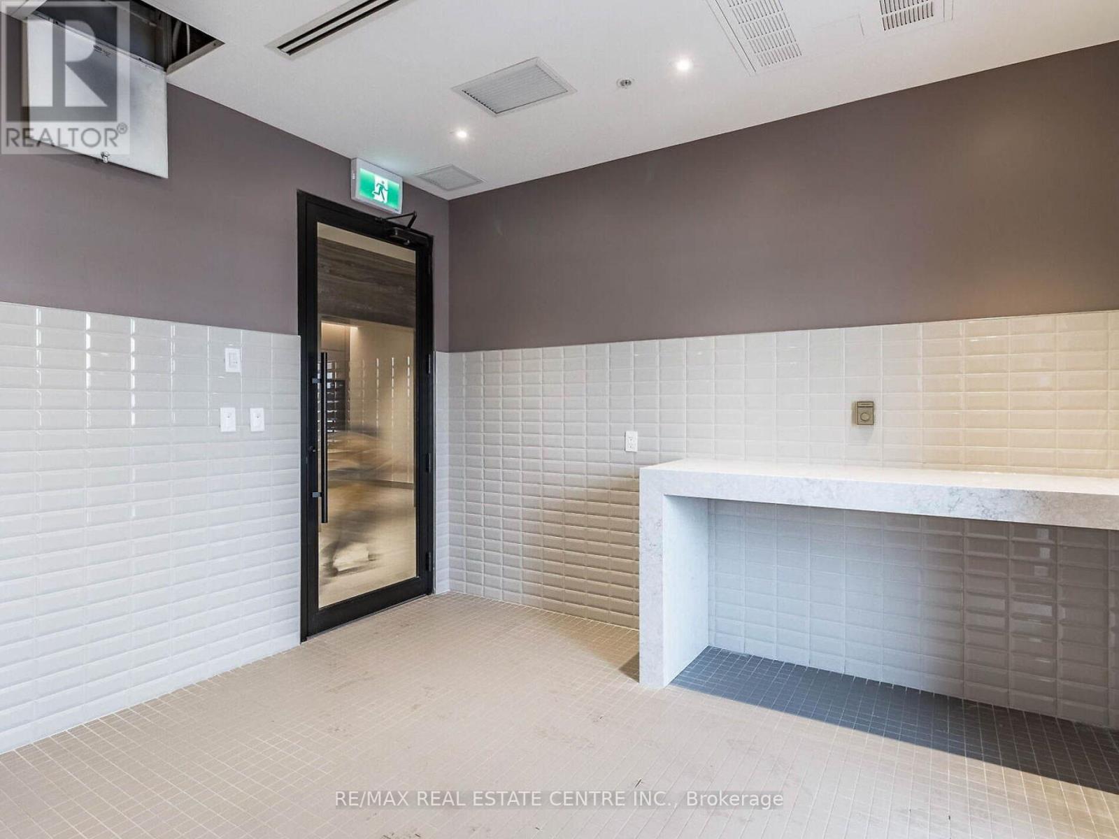 1508 - 4675 Metcalfe Avenue, Mississauga, Ontario  L5M 0Z8 - Photo 39 - W12535014