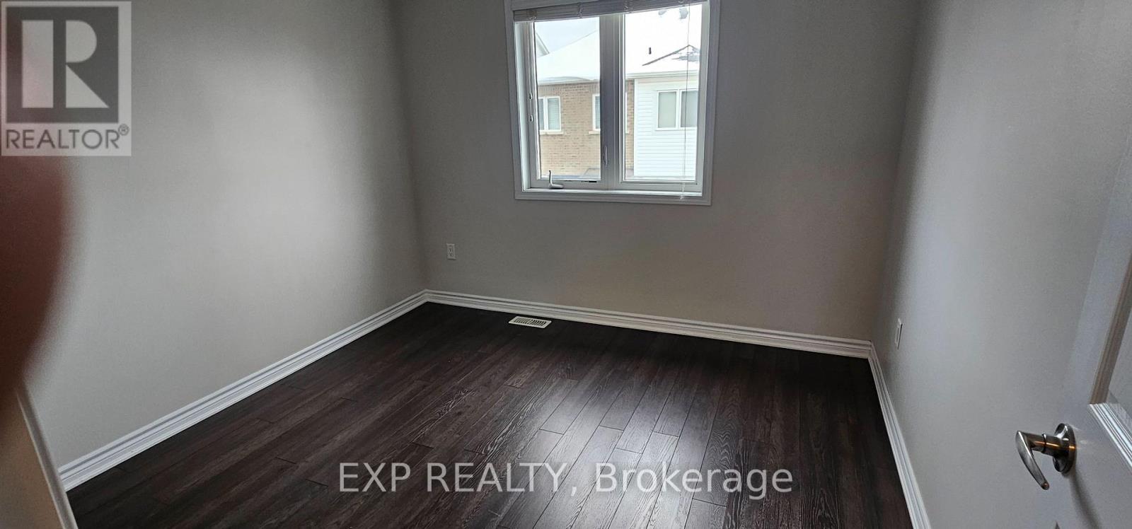 345 Gooding Crescent N, Milton, Ontario  L9E 0A4 - Photo 9 - W12535034