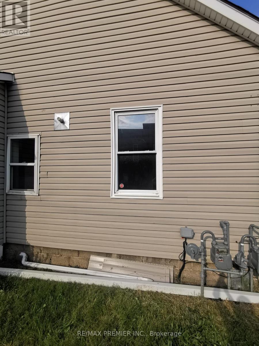 A - 189 King Street E, Chatham-Kent, Ontario  N7M 3N3 - Photo 17 - X12535024