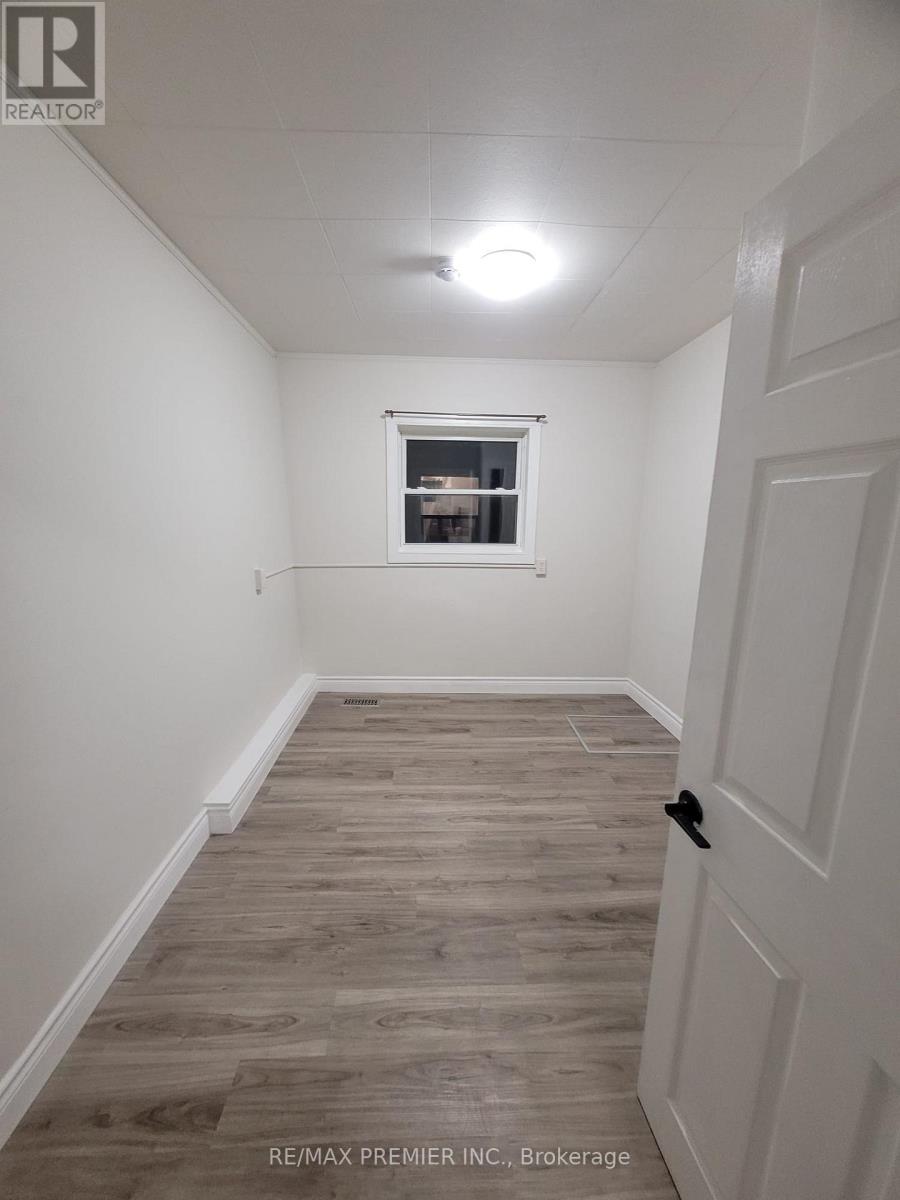 A - 189 King Street E, Chatham-Kent, Ontario  N7M 3N3 - Photo 3 - X12535024