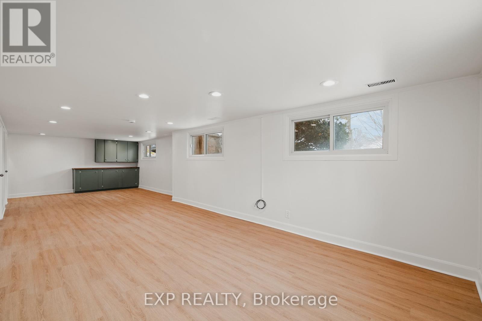 21 Culham Drive, Cambridge, Ontario  N1S 2G7 - Photo 20 - X12535040