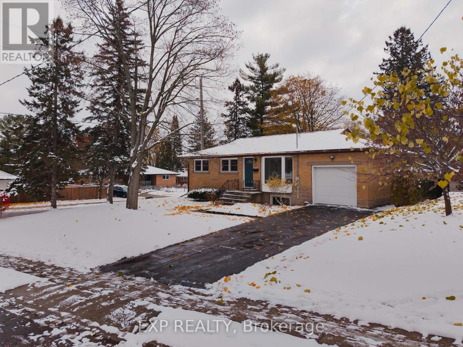 21 Culham Drive, Cambridge, Ontario  N1S 2G7 - Photo 25 - X12535040