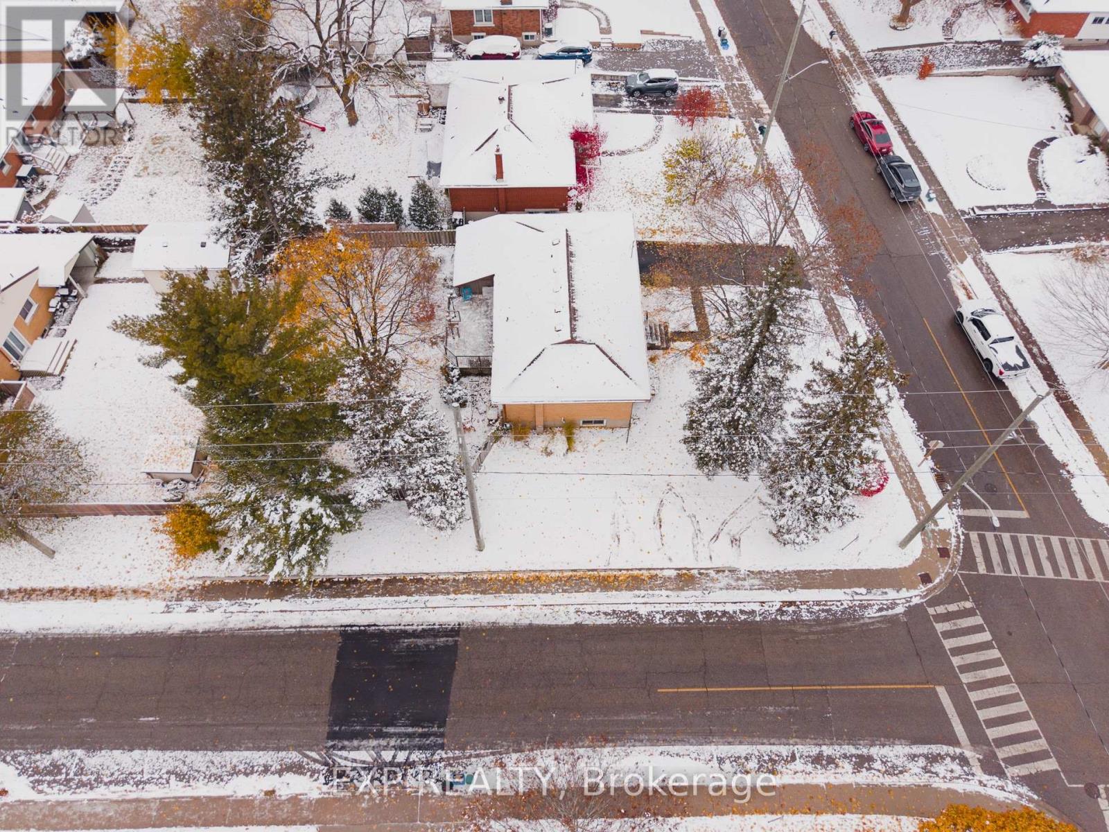 21 Culham Drive, Cambridge, Ontario  N1S 2G7 - Photo 37 - X12535040