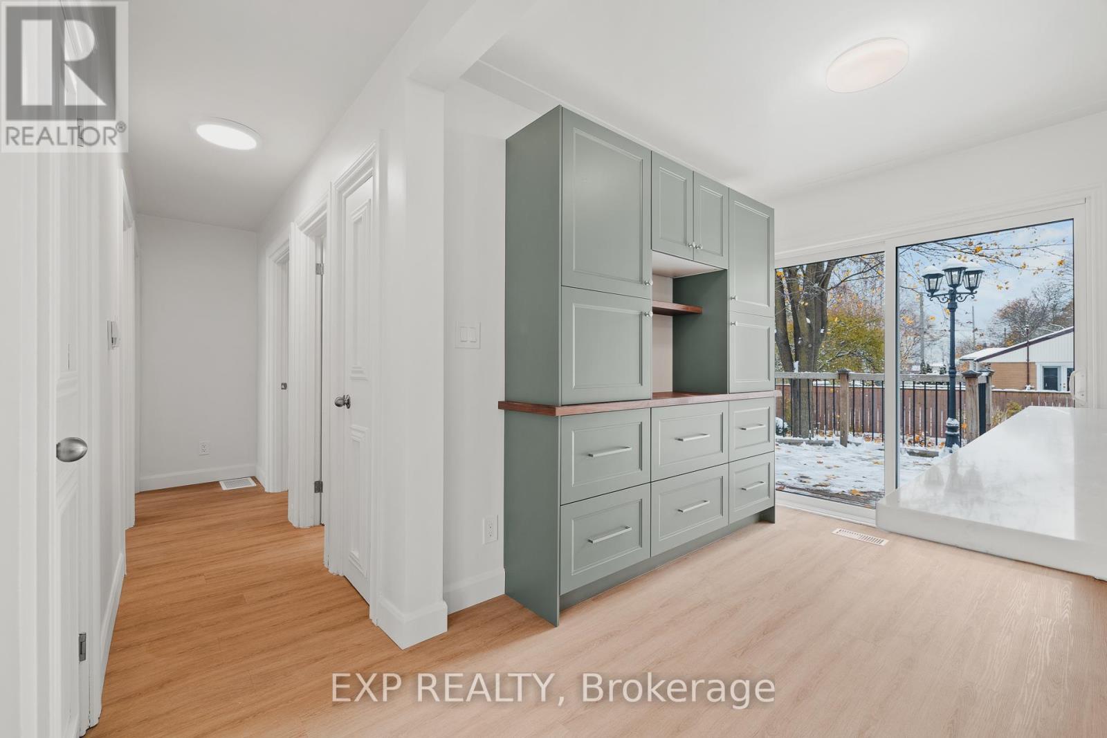 21 Culham Drive, Cambridge, Ontario  N1S 2G7 - Photo 5 - X12535040