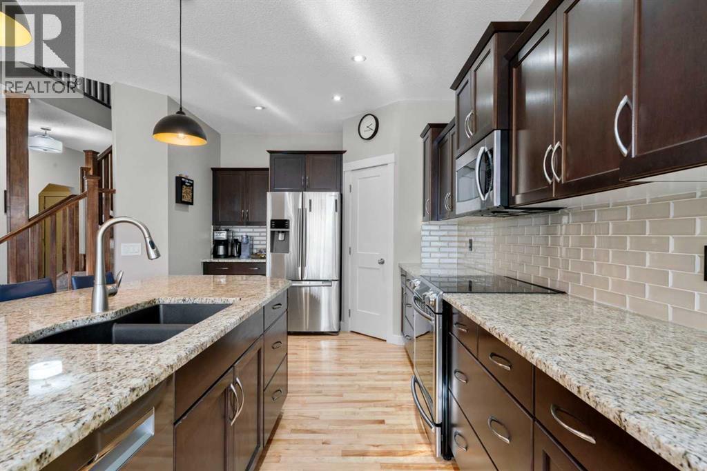 2581 Coopers Circle Sw, Airdrie, Alberta  T4B 3B7 - Photo 15 - A2266136