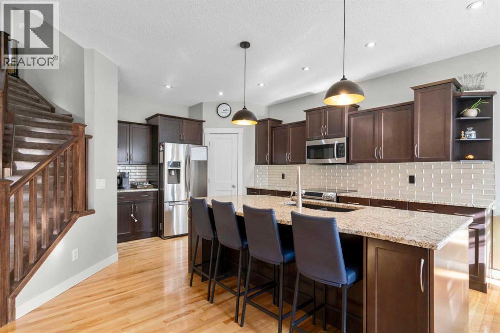 2581 Coopers Circle Sw, Airdrie, Alberta  T4B 3B7 - Photo 11 - A2266136