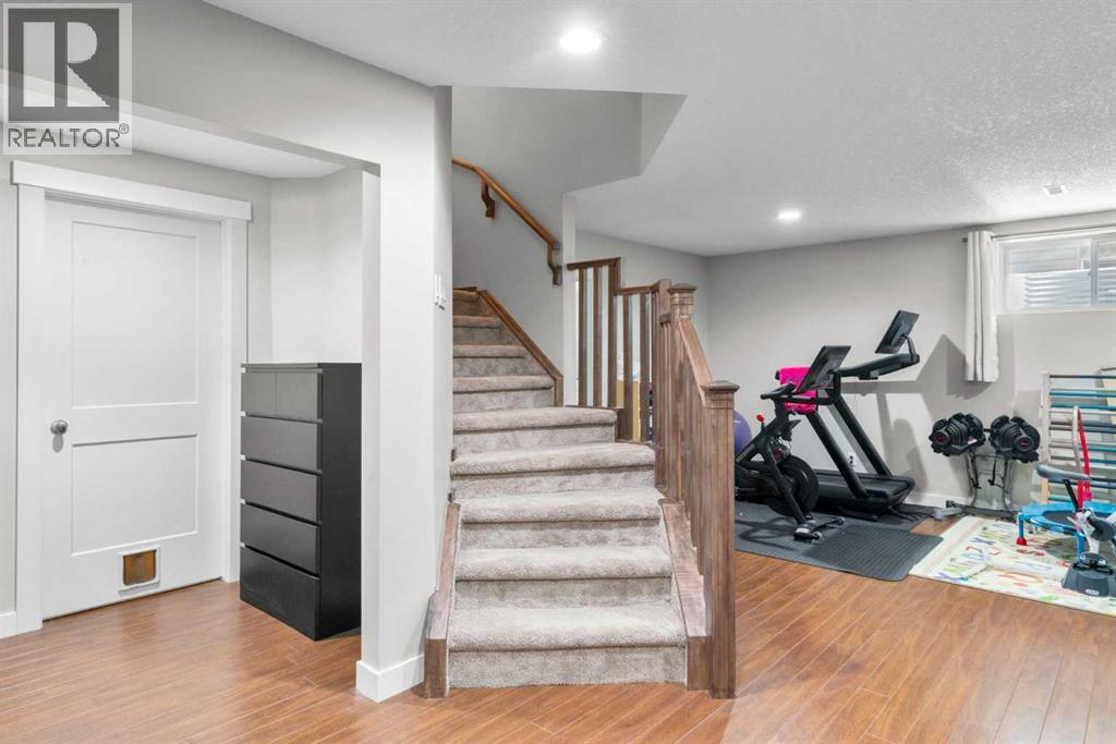 2581 Coopers Circle Sw, Airdrie, Alberta  T4B 3B7 - Photo 35 - A2266136