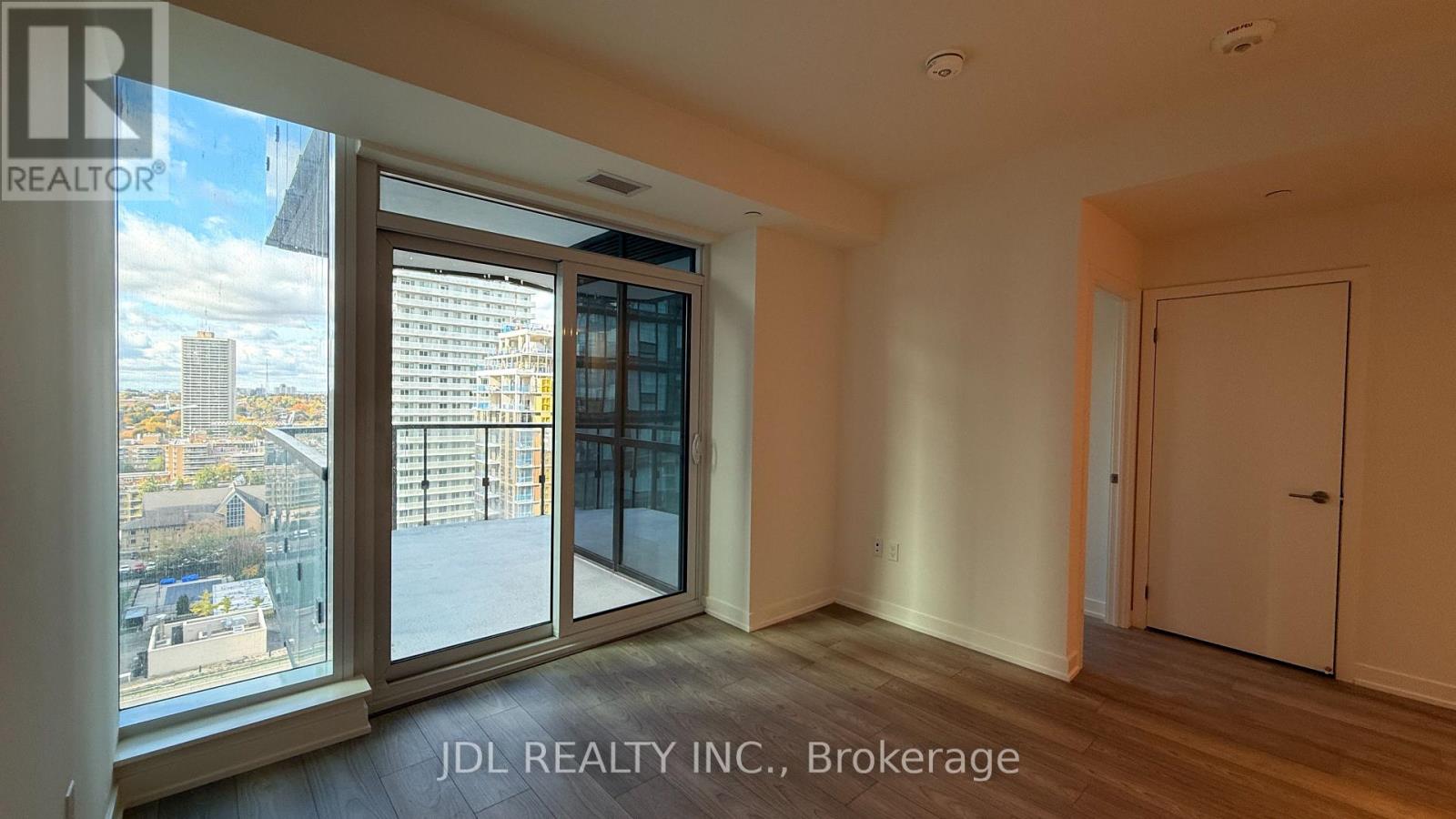 1810 - 120 Broadway Avenue, Toronto, Ontario  M4P 1V6 - Photo 9 - C12533774