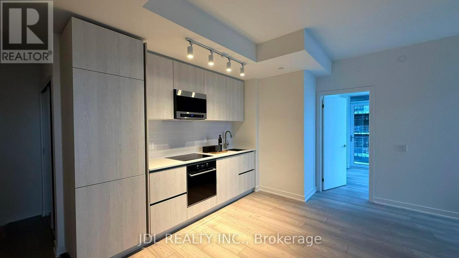 1810 - 120 Broadway Avenue, Toronto, Ontario  M4P 1V6 - Photo 5 - C12533774