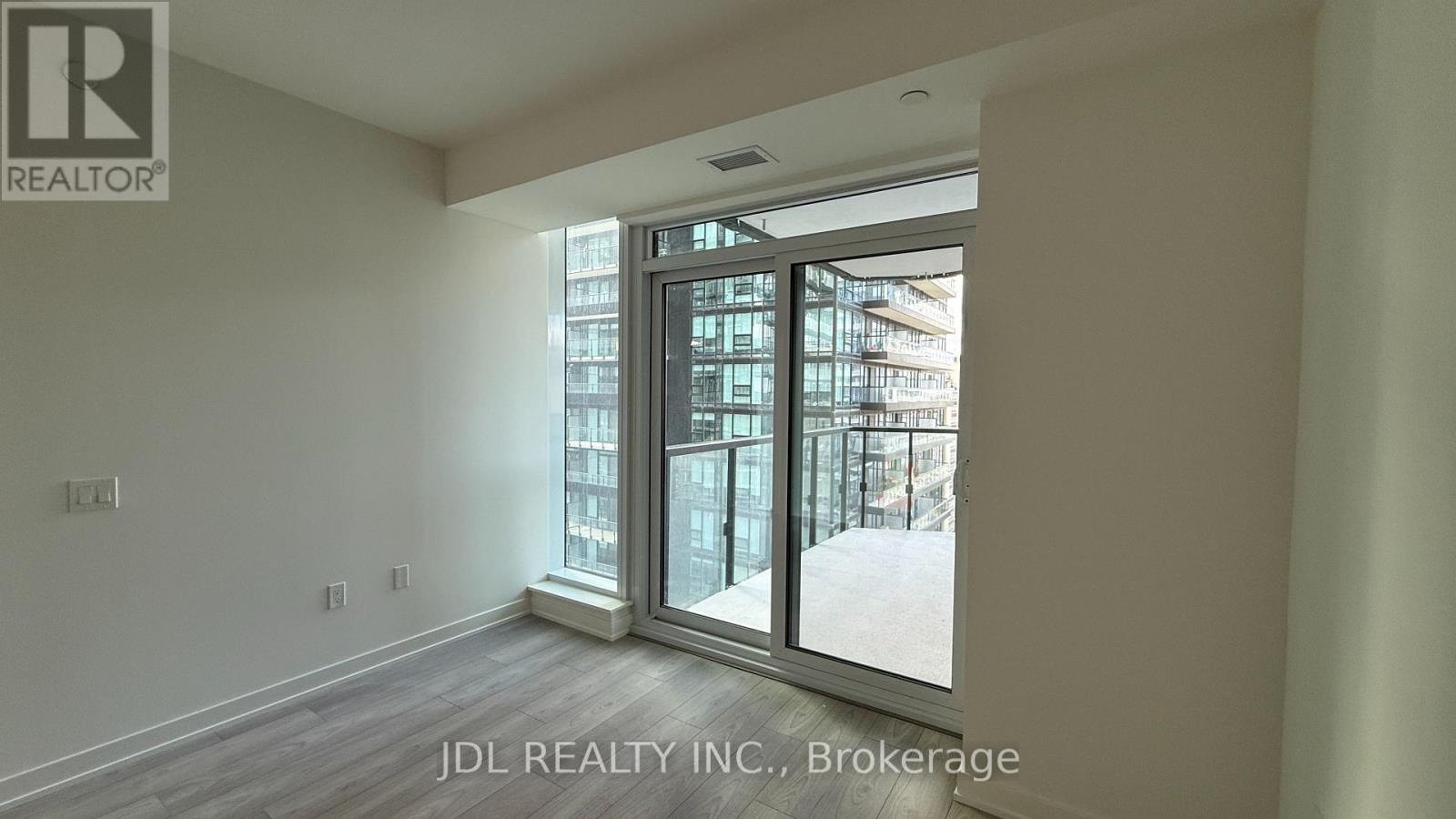 1810 - 120 Broadway Avenue, Toronto, Ontario  M4P 1V6 - Photo 7 - C12533774