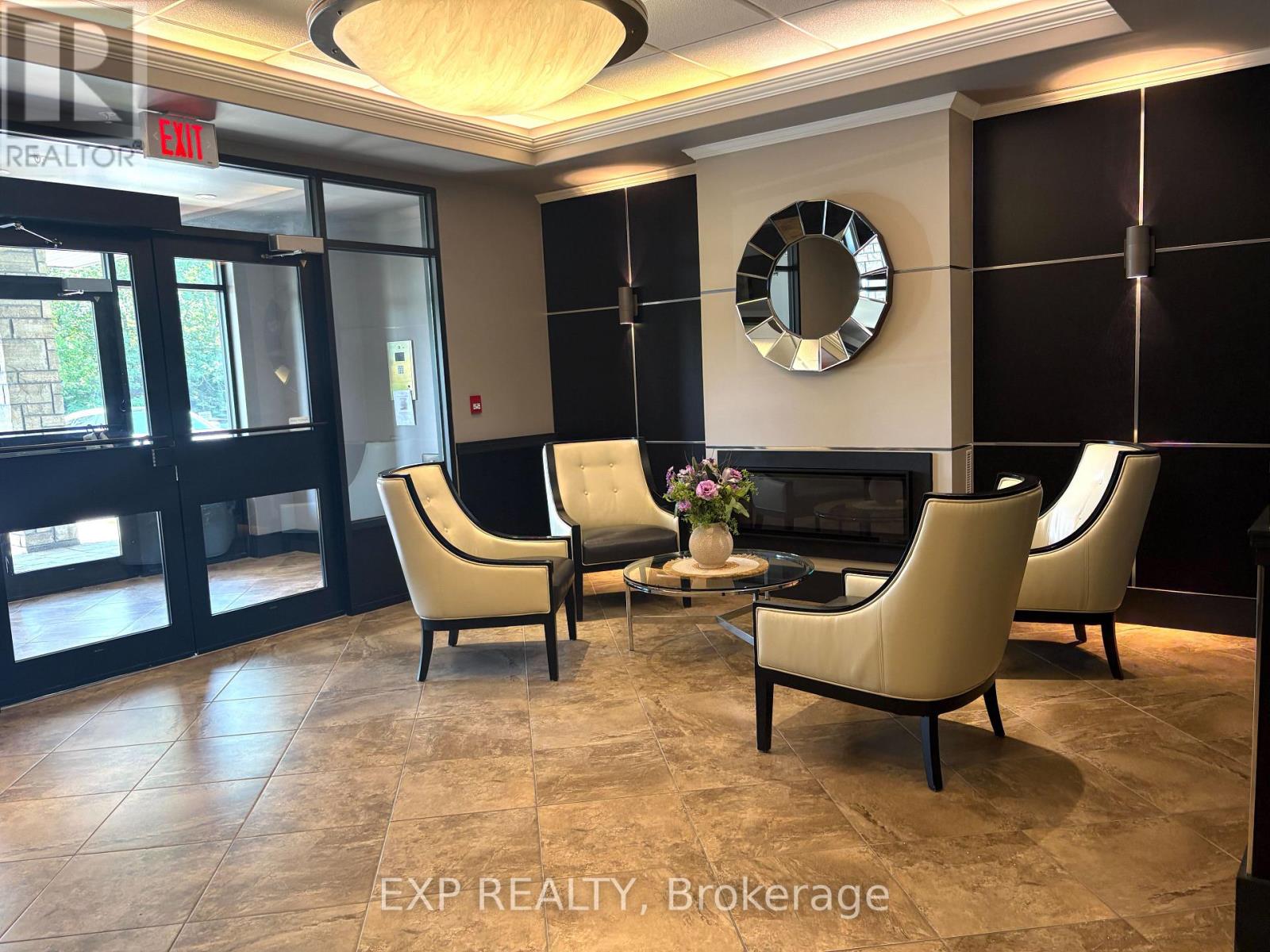 102 - 1 Chamberlain Crescent, Collingwood, Ontario  L9Y 0E3 - Photo 11 - S12424501