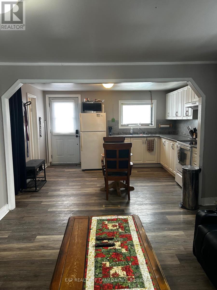 206 Eleventh Avenue, Cochrane, Ontario P0L 1C0 - Photo 15 - T12525784